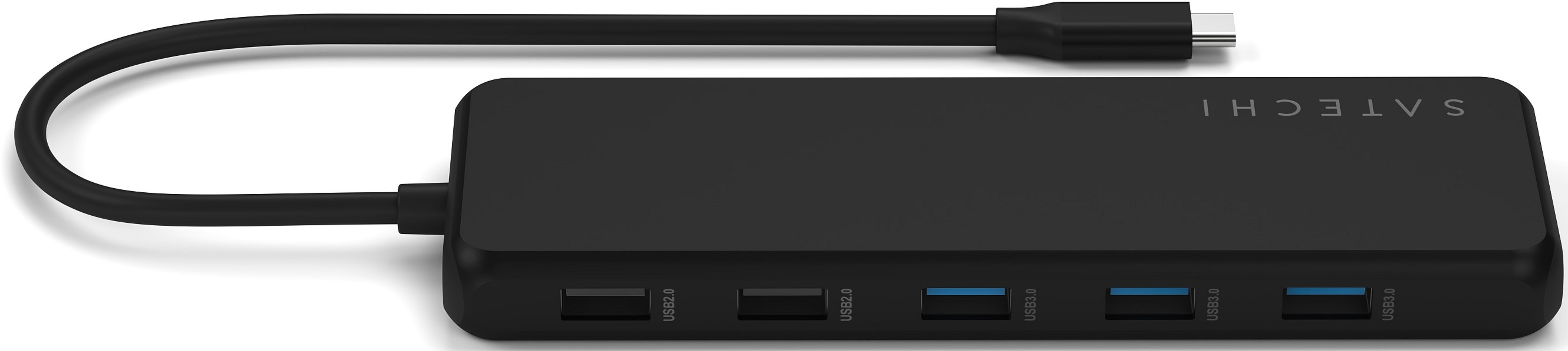 Schwarzer USB-C-Hub mit vier USB-Anschlüssen und einem Kabel mit USB-C-Stecker.