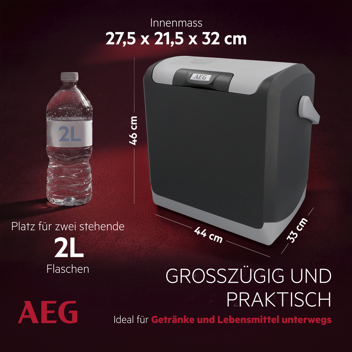 Eine schwarze und graue Kühlbox von AEG mit einer 2L-Flasche. Maße sind angegeben.