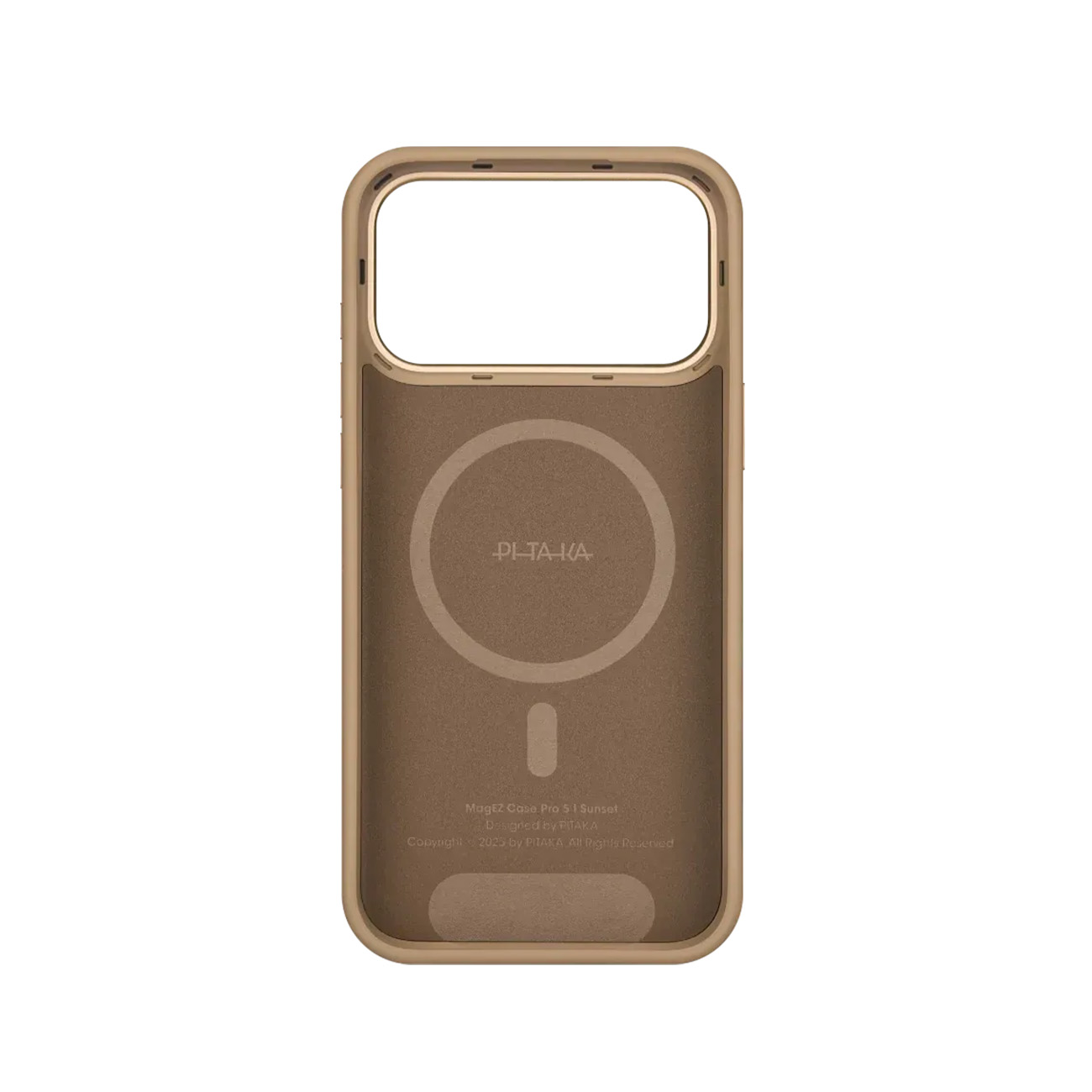 Funda dorada para teléfono con círculo MagSafe y nombre de marca detrás.
