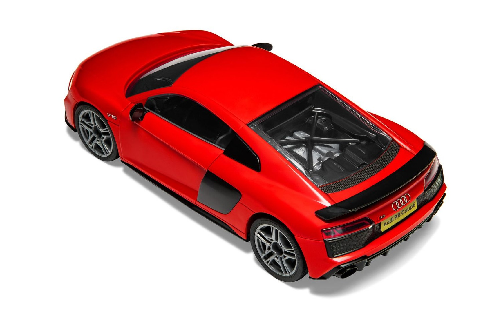 Ein roter Audi R8 Coupé mit V10-Motor, detailliert, auf weißem Hintergrund.