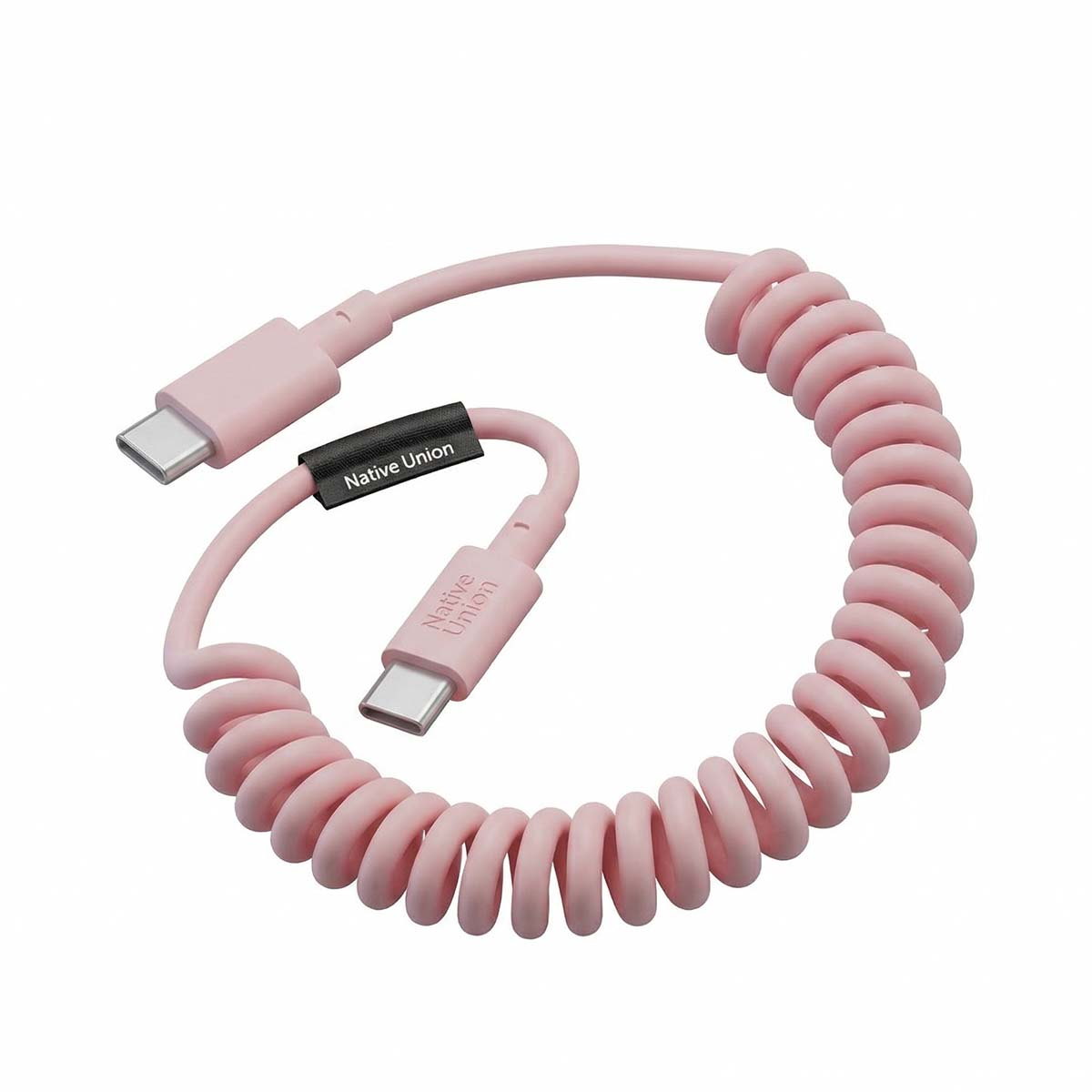 Un câble torsadé rose avec connecteurs USB-C et marque Native Union.