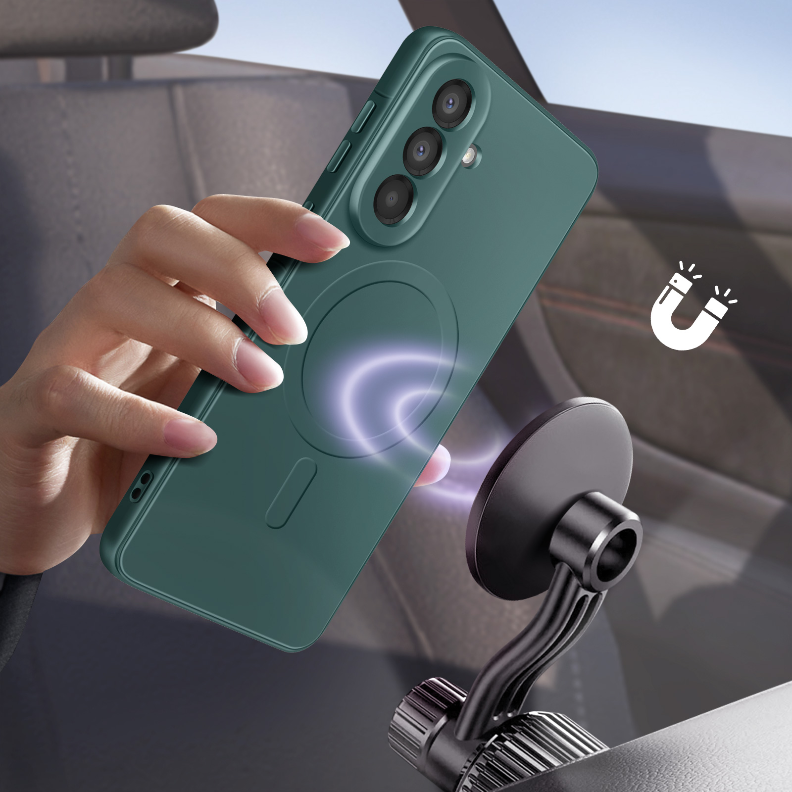 Groene telefoonhoes met magneetring bij autohouder.