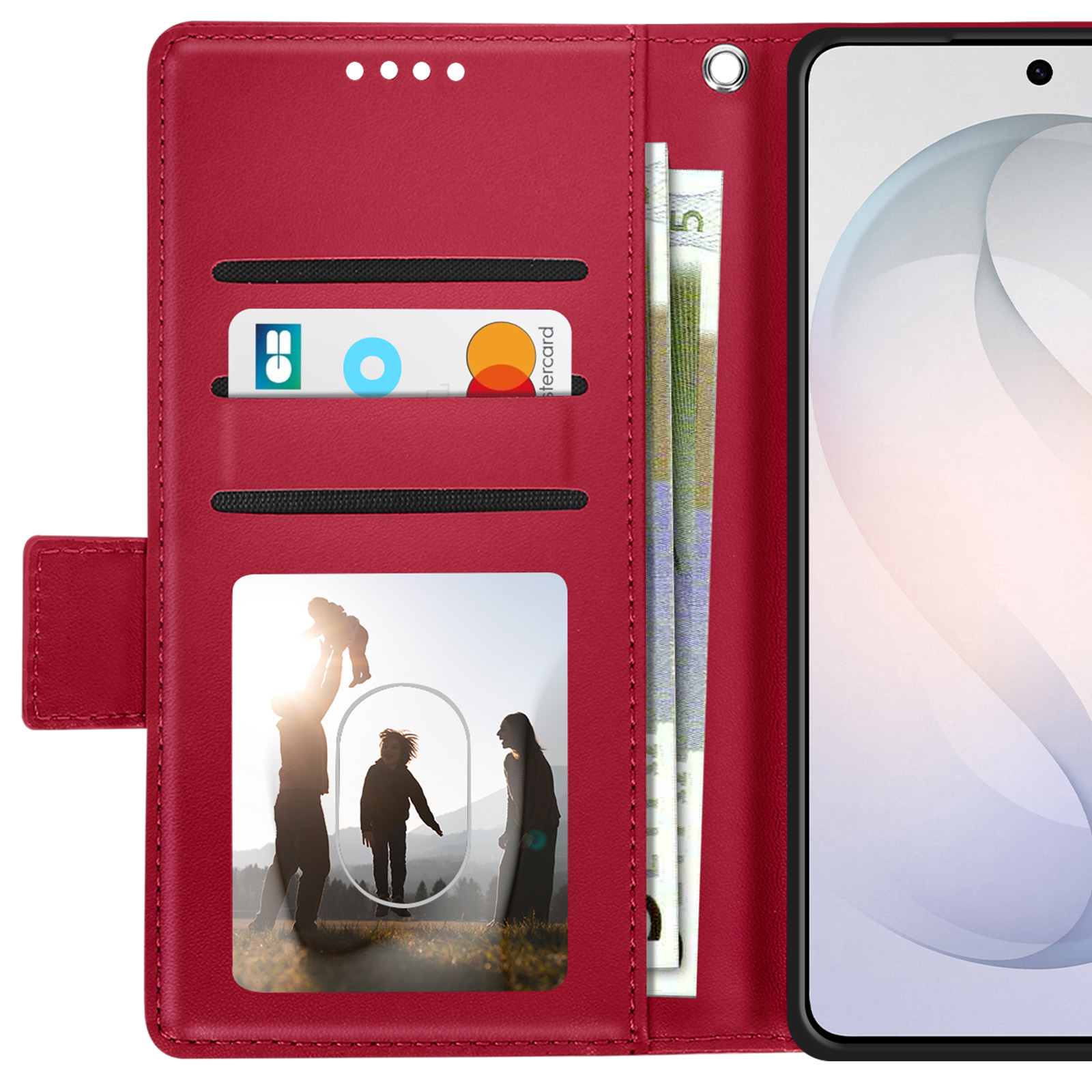 Rotes Leder-Wallet mit Karten, Geldscheinen und Familienfoto. Smartphone daneben.