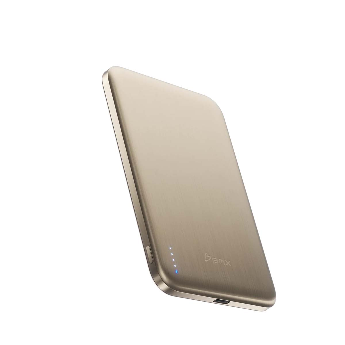 Ein goldener Powerbank-Akku mit LED-Anzeige und Logo, auf weißem Hintergrund.