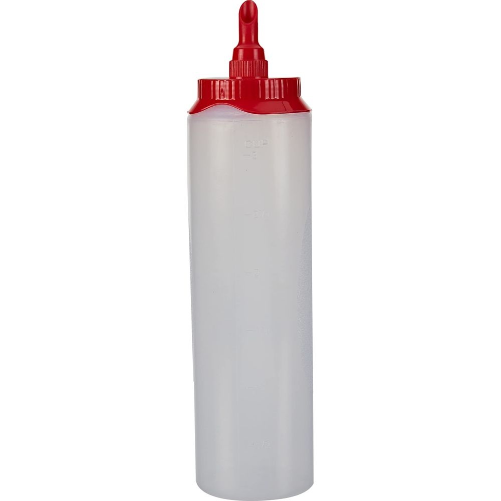 Une bouteille souple transparente avec un bouchon et un bec rouges.