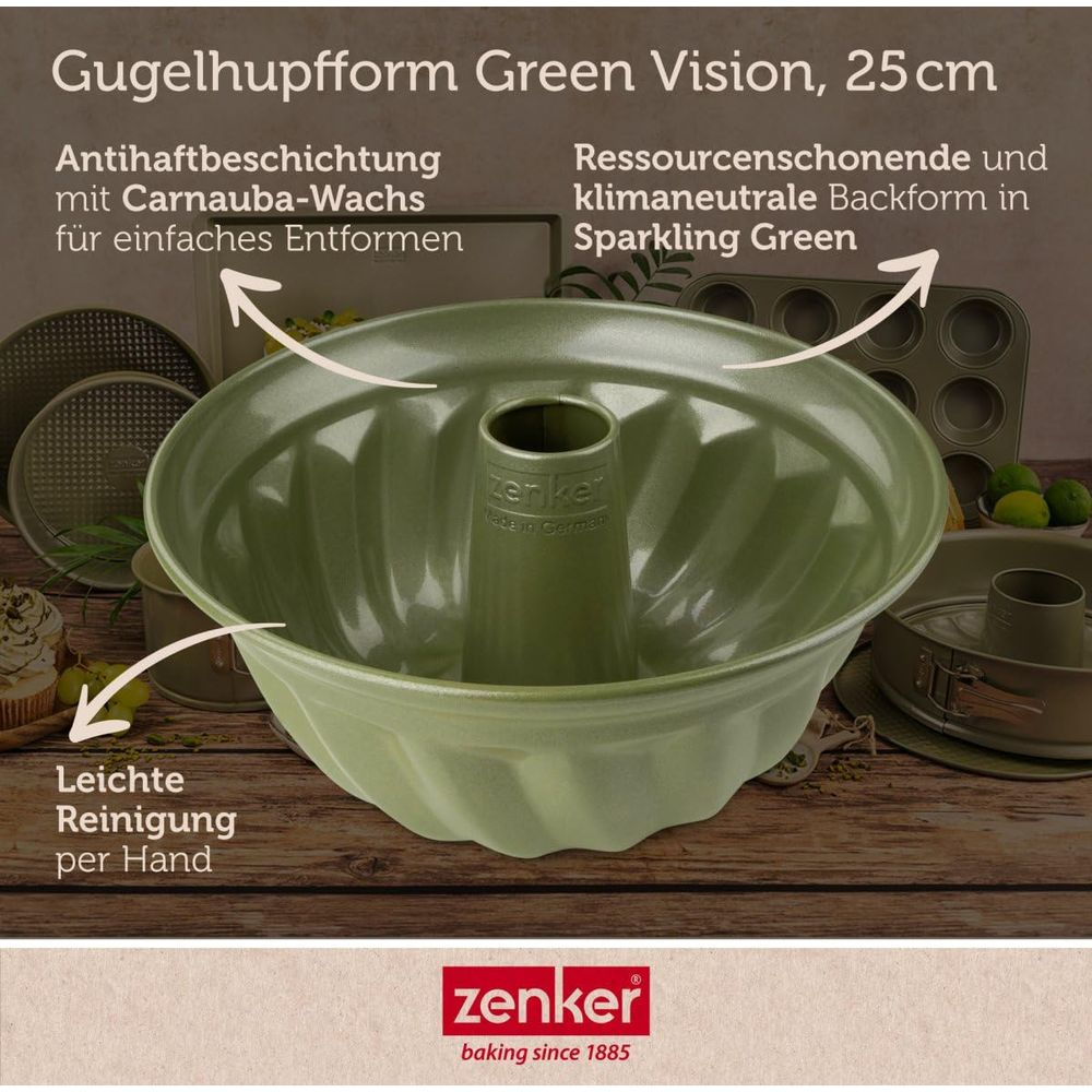 Grüne Gugelhupfform mit Antihaftbeschichtung und zentralem Kamin. Made in Germany.