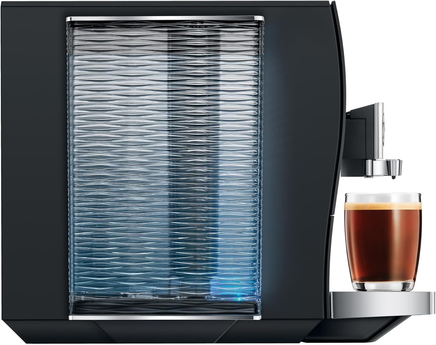 Una macchina da caffè nera con un bicchiere di espresso e un serbatoio dell'acqua illuminato.