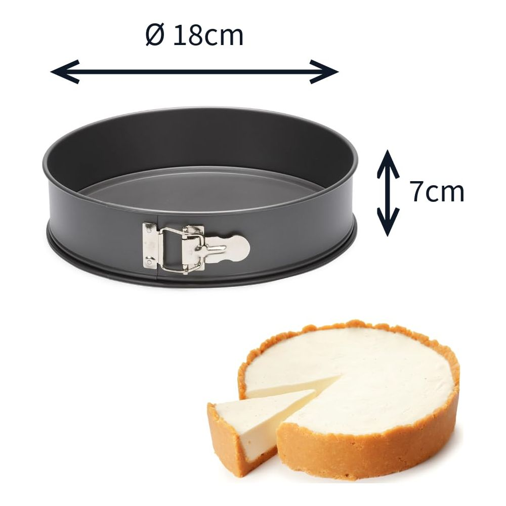 Forma do ciasta 18cm, 7cm wysokości, z kawałkiem ciasta.