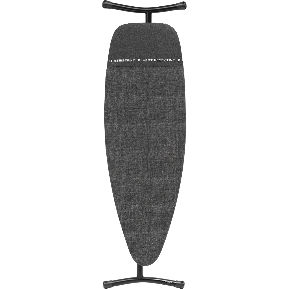 Une planche à repasser gris foncé avec un cadre en métal noir, debout sur le sol.