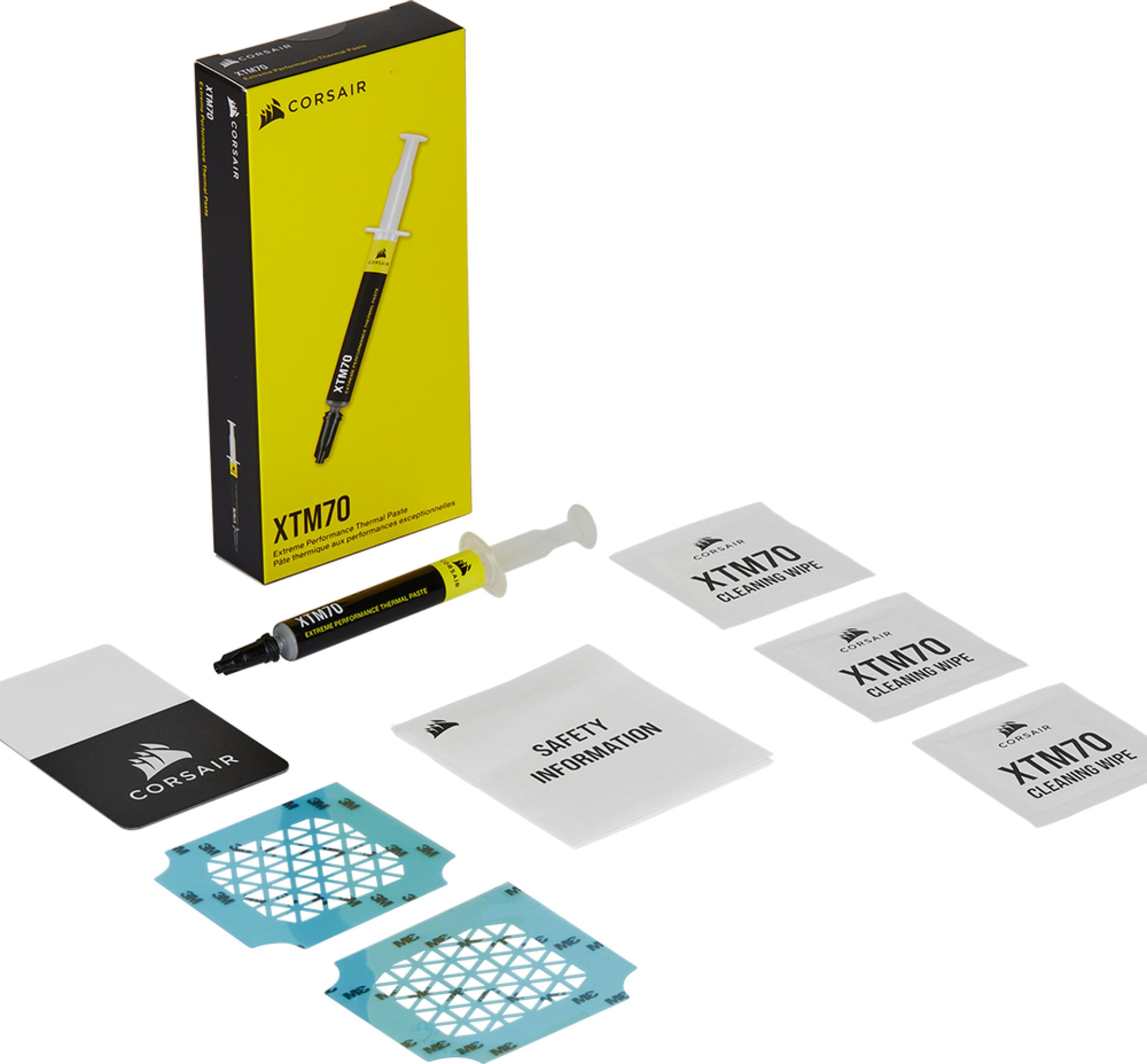 Corsair XTM70 Wärmeleitpaste-Set mit Spritze, Reinigungstüchern und Schablone.
