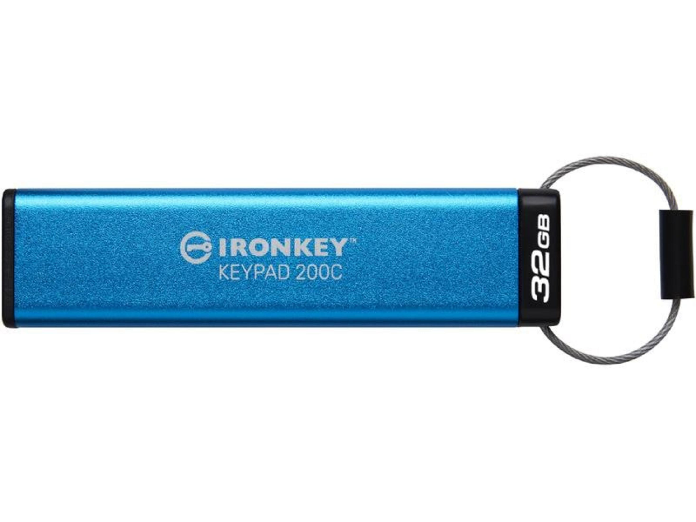 Een blauwe USB-stick van 32 GB met een sleutelhanger.