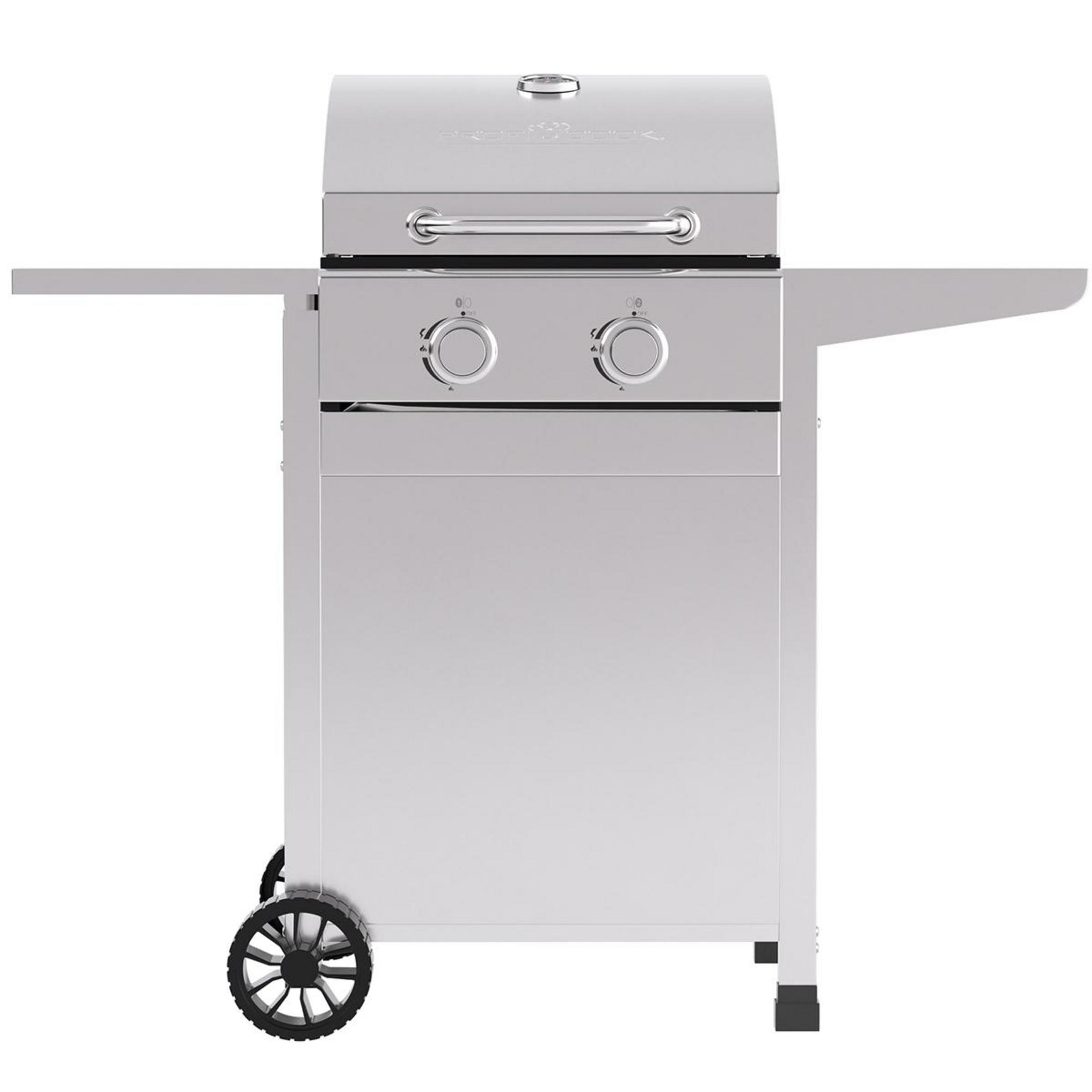 Ein silberner Gasgrill mit zwei Rädern und zwei seitlichen Ablagen.