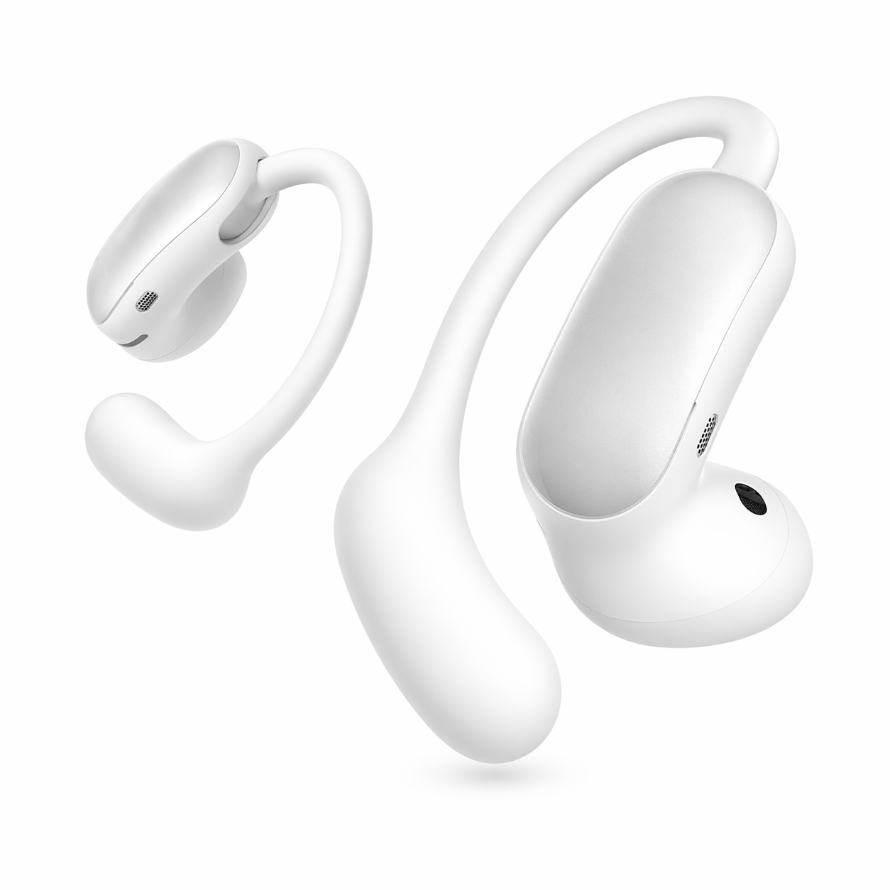 Due auricolari wireless bianchi con ganci per l'orecchio, su sfondo bianco.