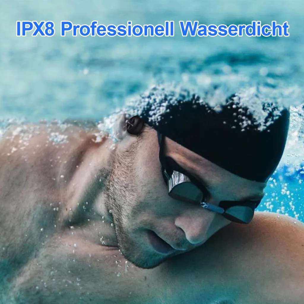 Schwimmer mit wasserdichten Kopfhörern unter Wasser, blaue Wellen.