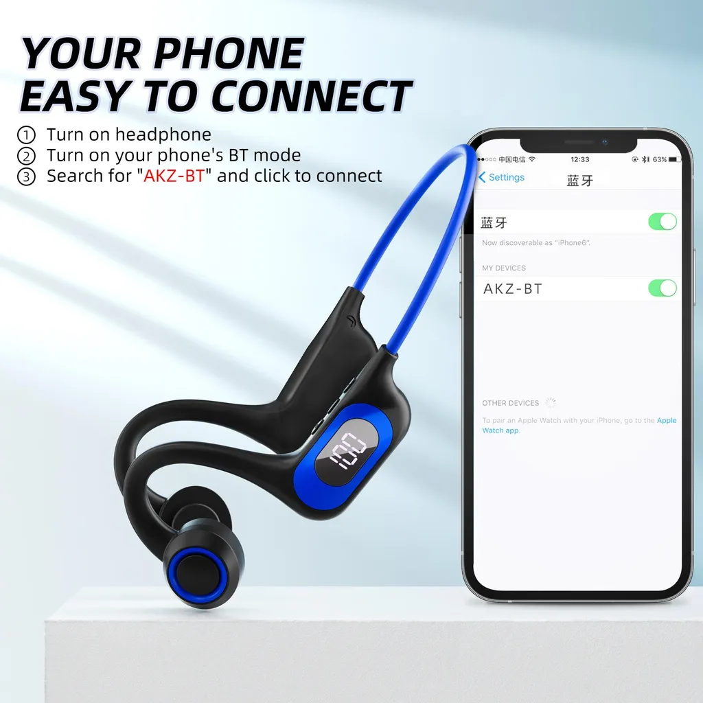 Schwarze und blaue Kopfhörer mit Display neben einem Smartphone, das Bluetooth-Einstellungen anzeigt.