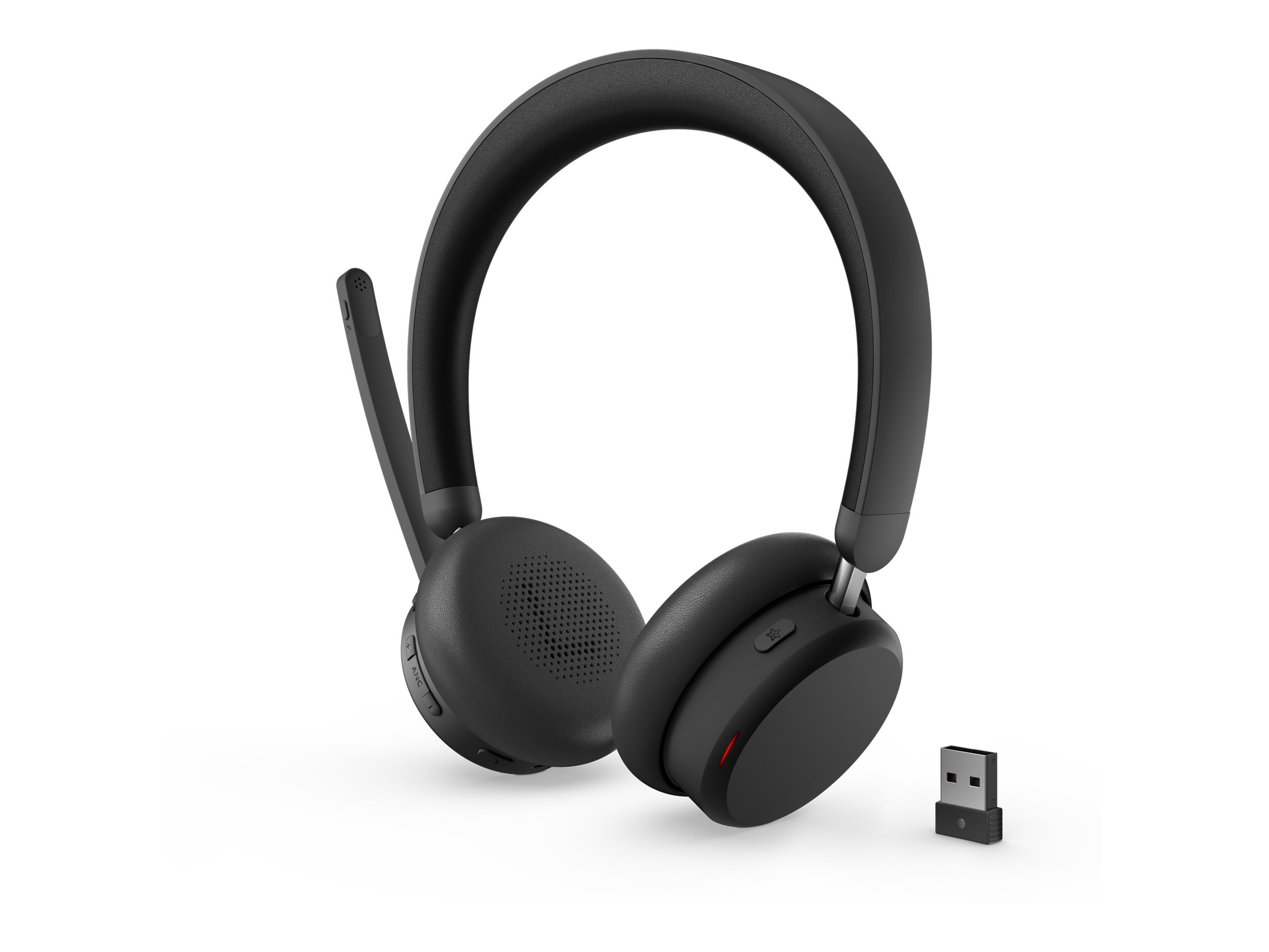 Cuffie nere con microfono e dongle USB su sfondo bianco.