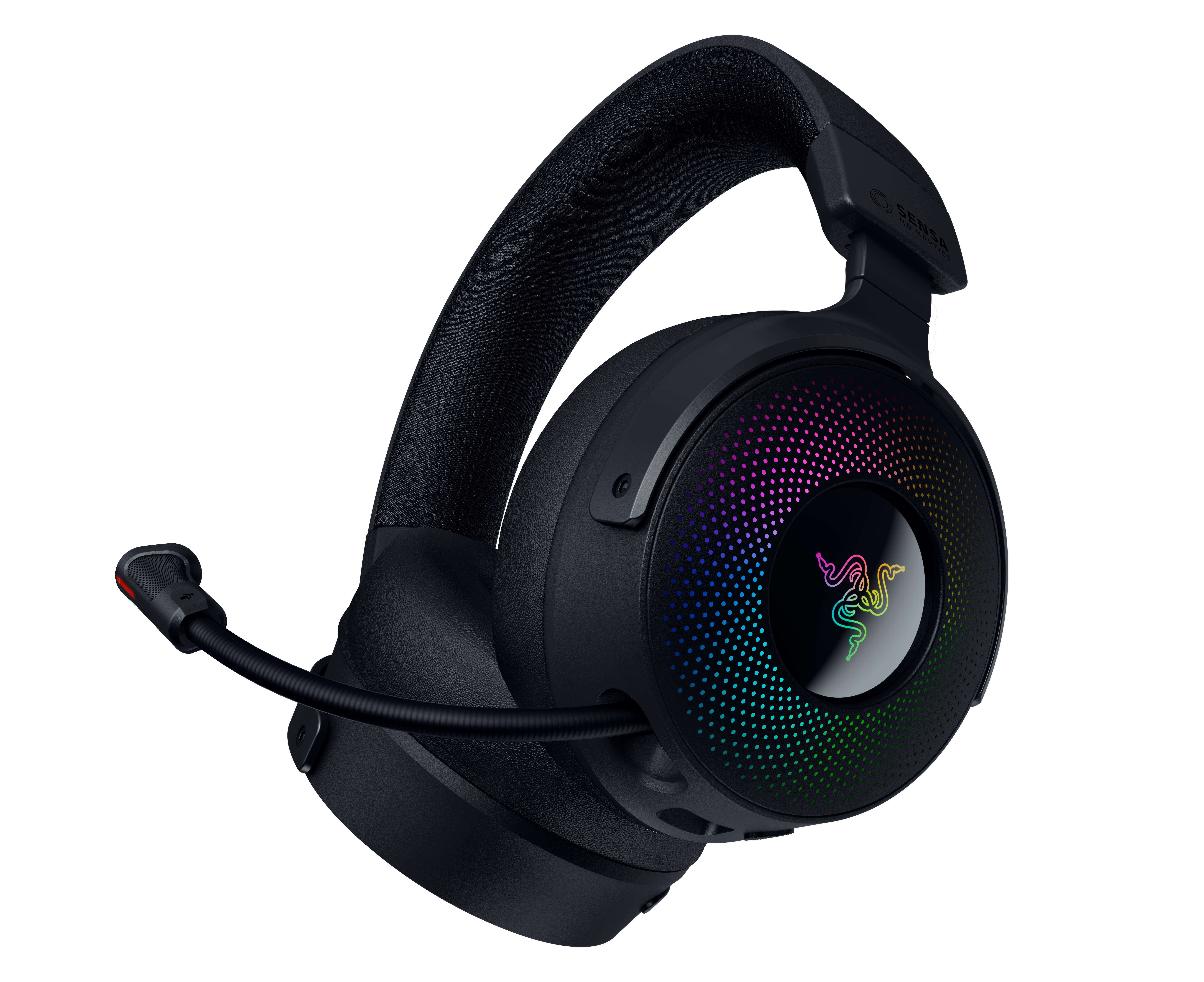 Zwarte headset met microfoon, RGB-verlichting en Razer-logo.