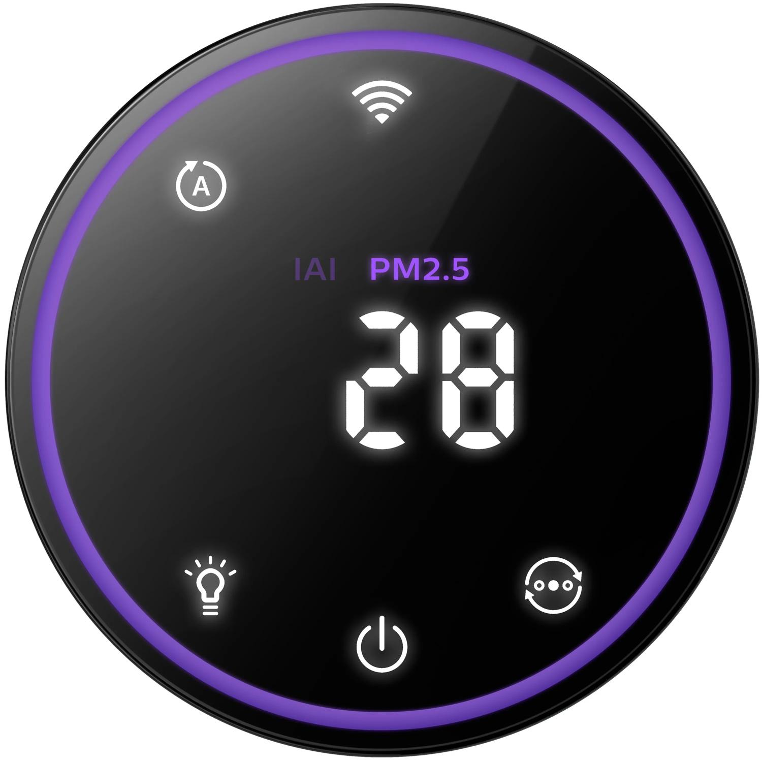 Una pantalla redonda negra con borde morado muestra el número 28.