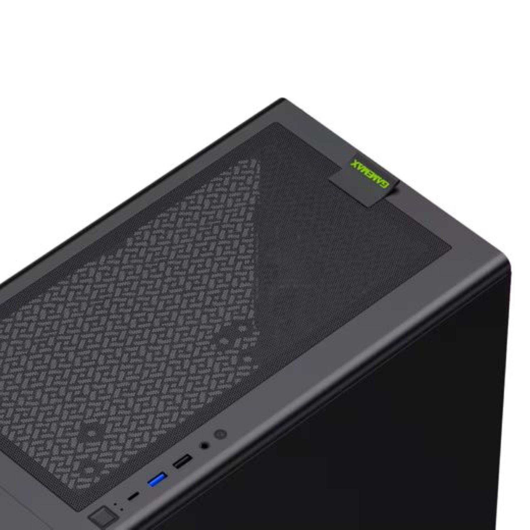 Schwarzes Computergehäuse mit Netzoberfläche und GAMEMAX-Logo.