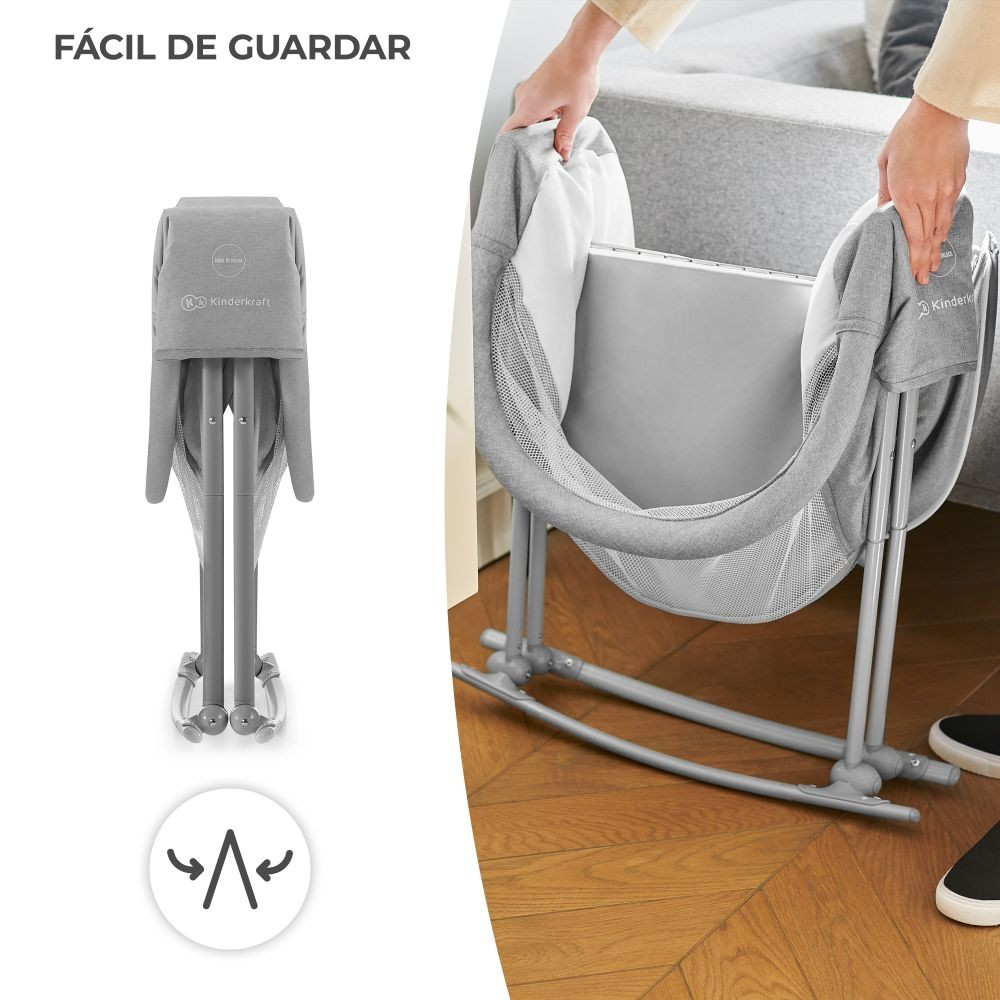 Graues Babybett wird zusammengeklappt. Leicht zu verstauen.
