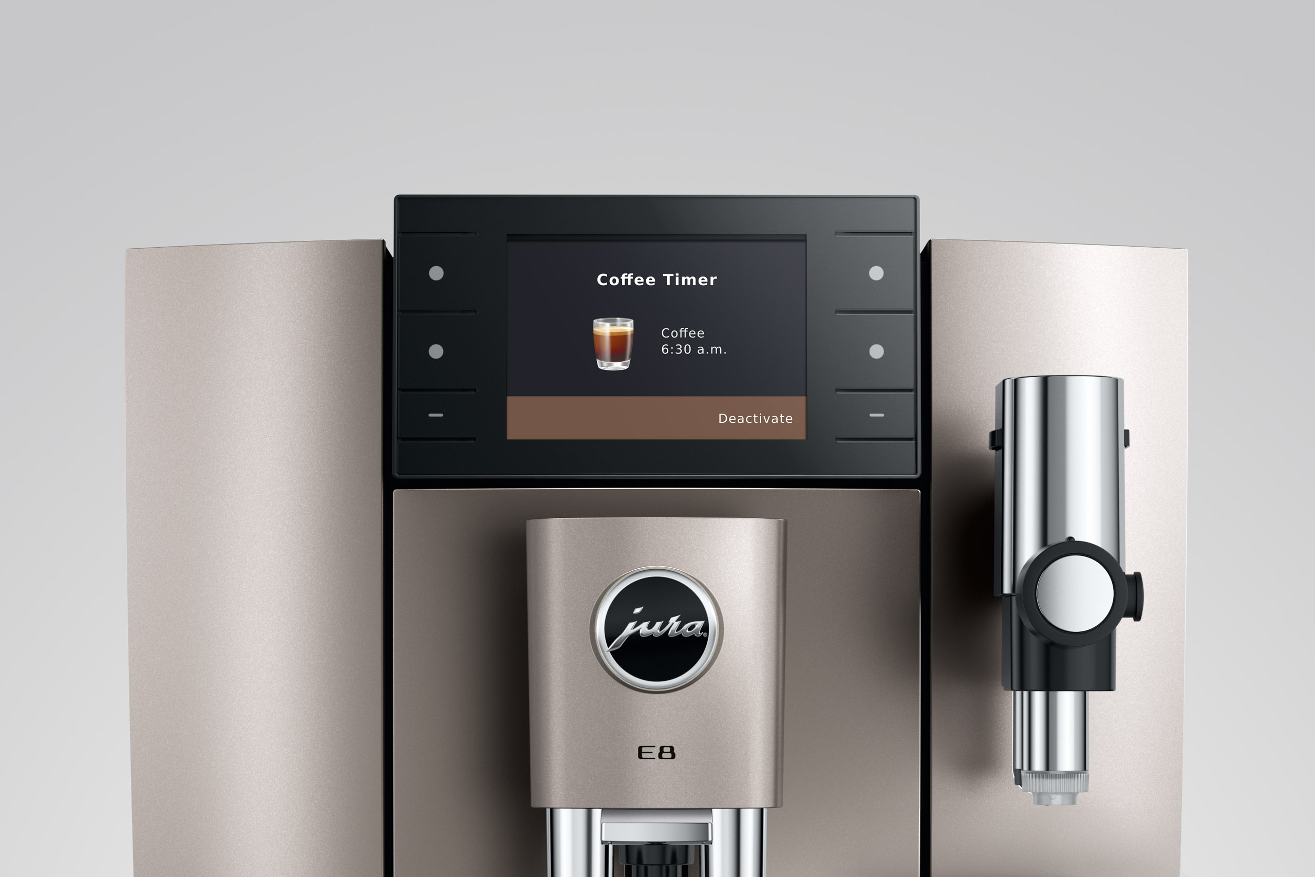 Una macchina da caffè con schermo che mostra caffè alle 6:30.