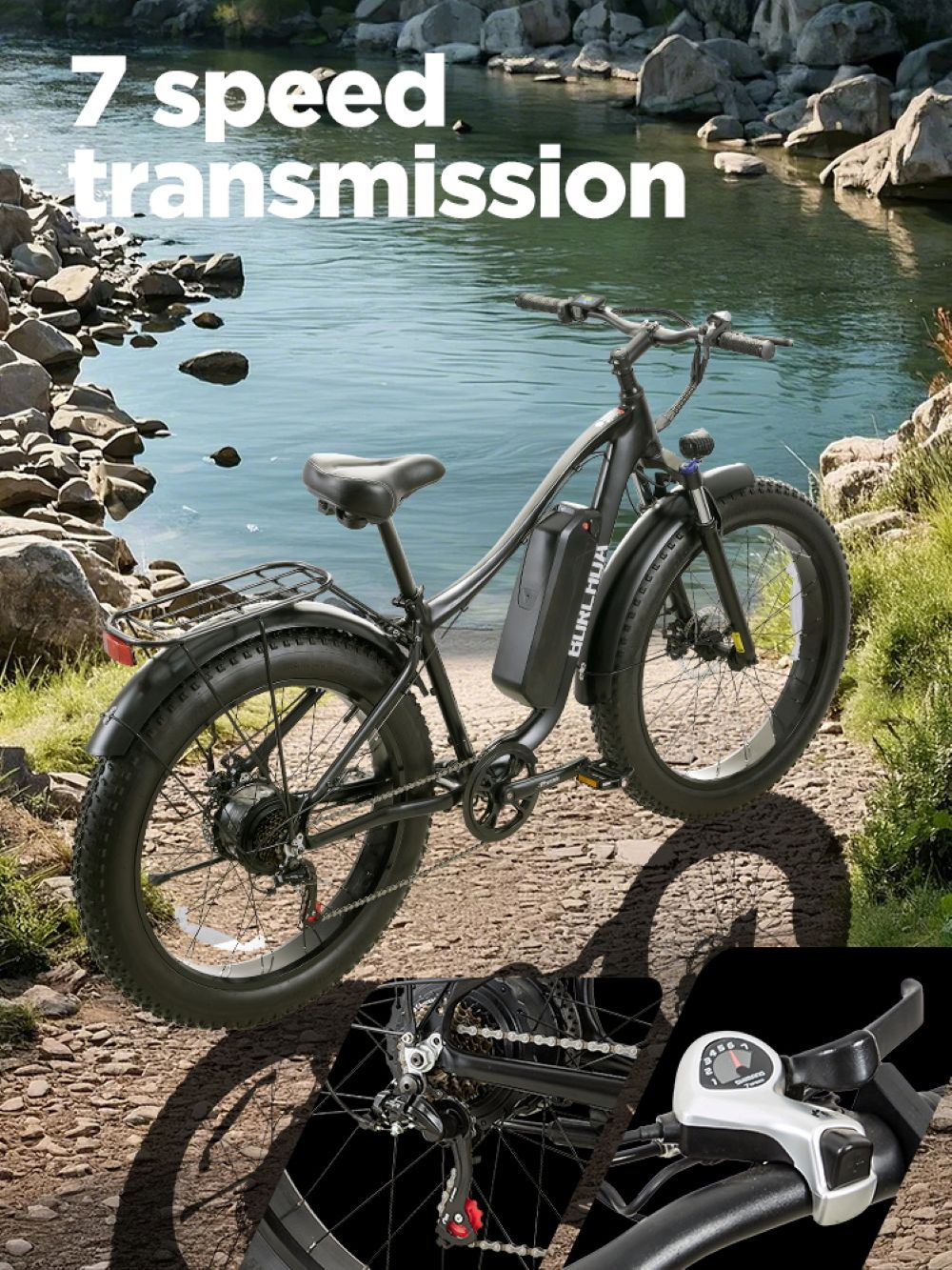 Una e-bike nera con pneumatici grassi è parcheggiata sulla riva di un fiume.