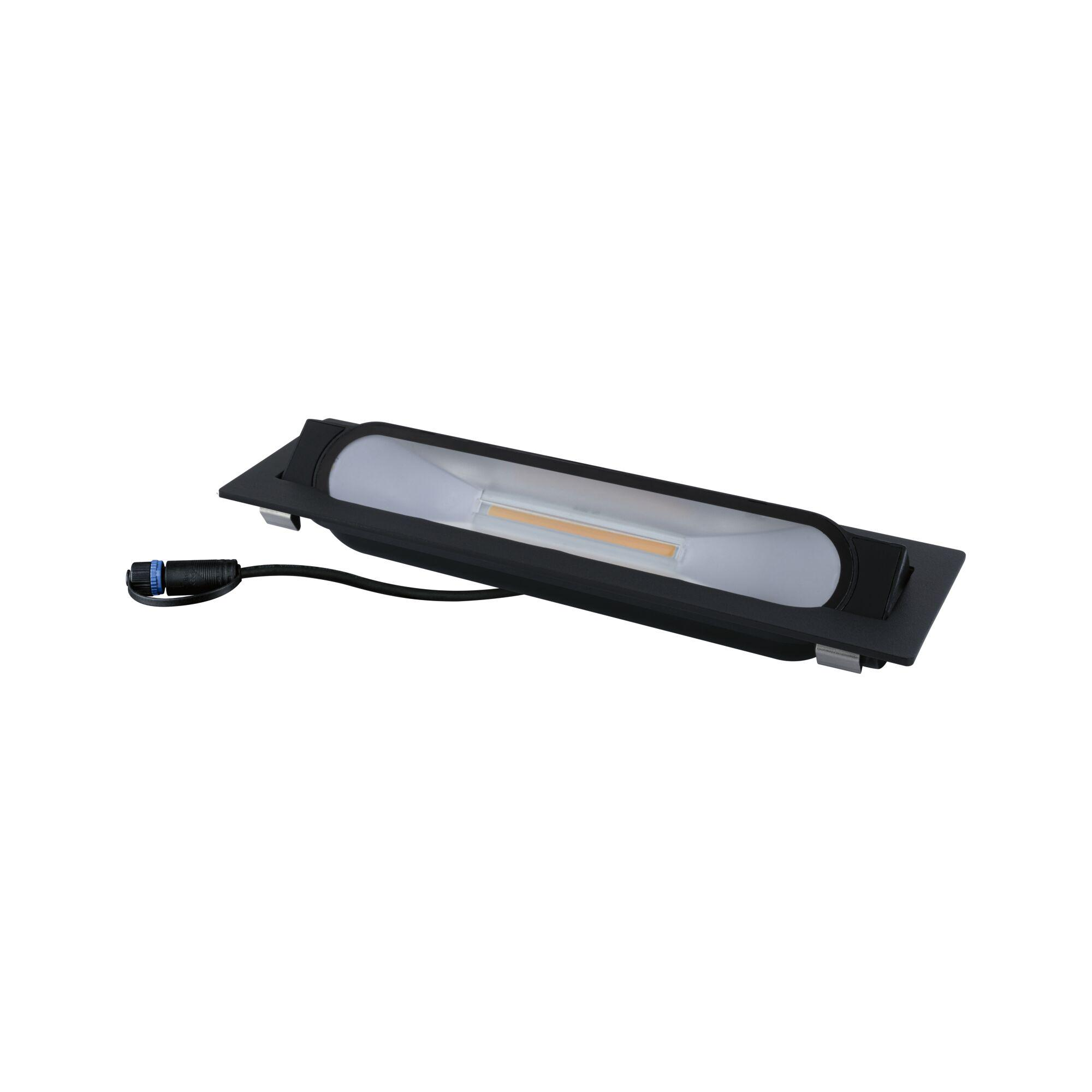 Schwarzer LED-Fluter mit Kabel und Stecker, auf weißem Hintergrund.