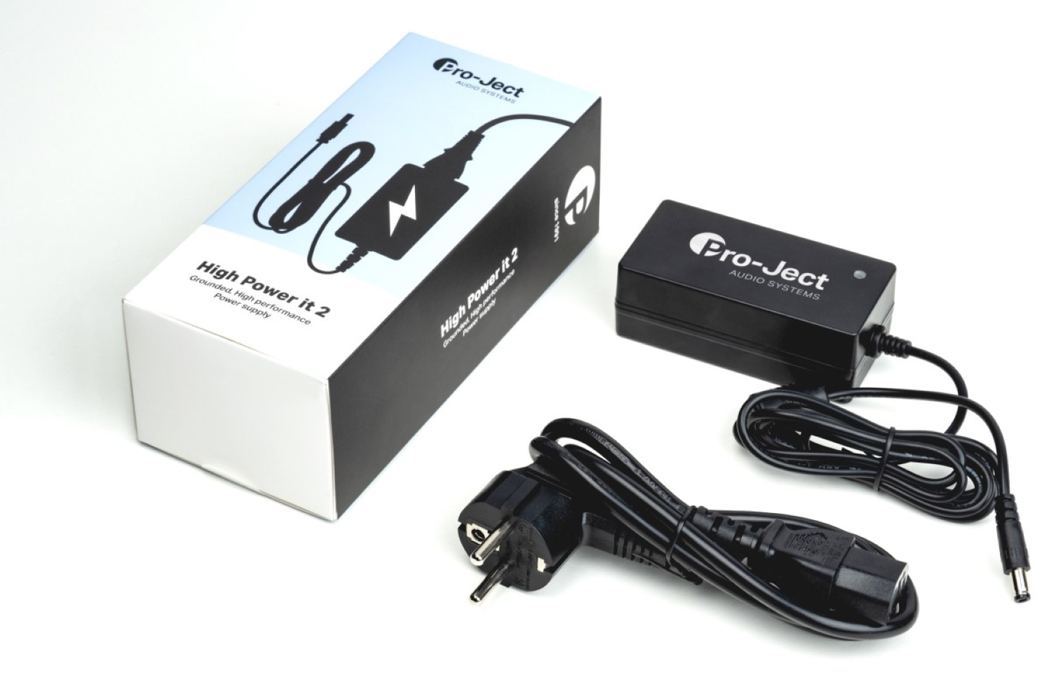Zasilacz Pro-Ject High Power it 2 z kablami i pudełkiem.