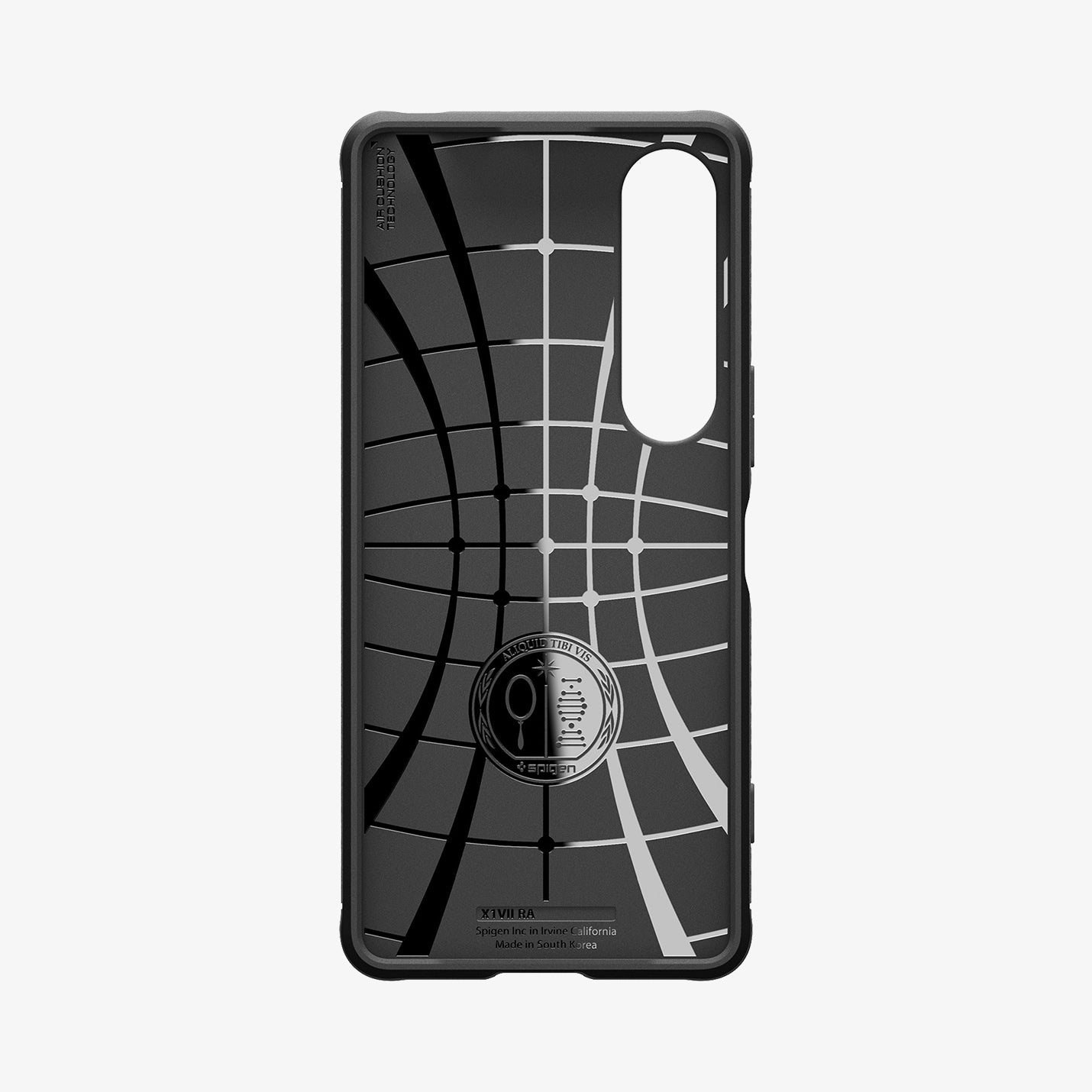 Custodia nera per telefono con motivo a griglia argentata e logo Spigen.