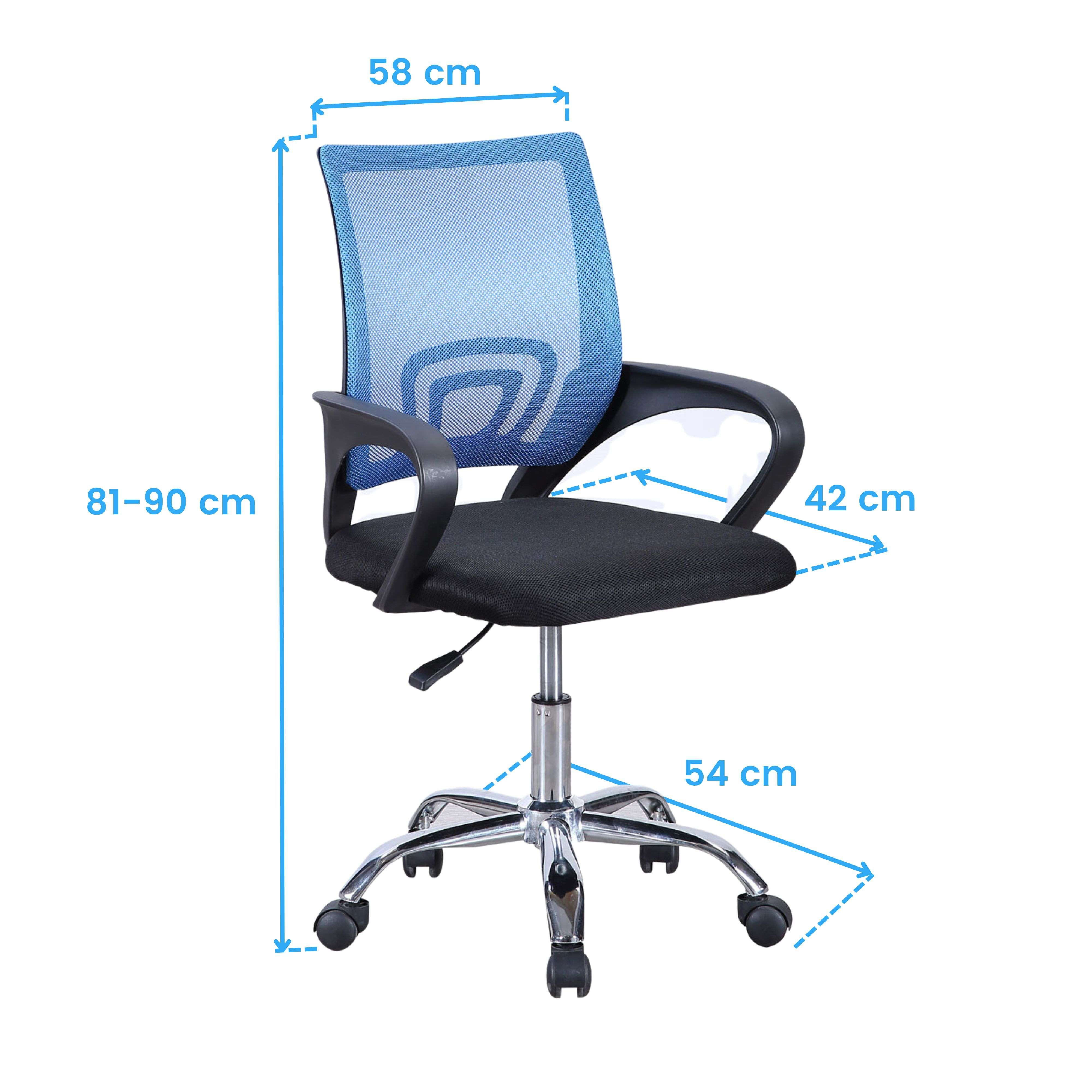 Una silla de oficina de malla azul con asiento negro y base cromada. Dimensiones etiquetadas.