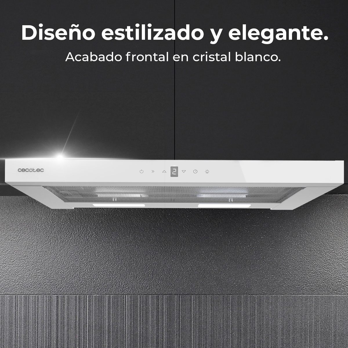 Una campana extractora blanca con panel de control y luces sobre fondo oscuro.
