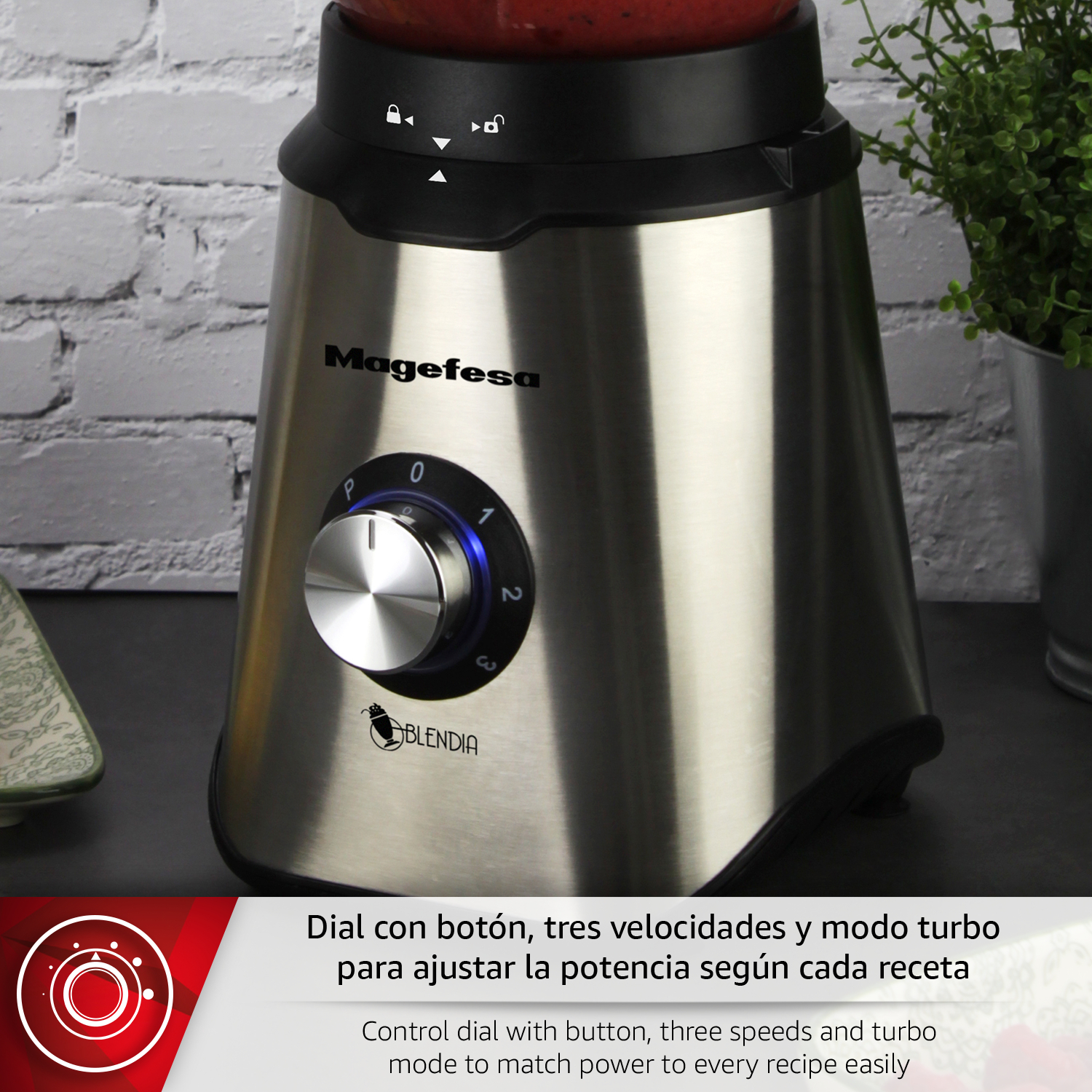 Batidora de acero inoxidable con dial para ajustes de velocidad y modo turbo.