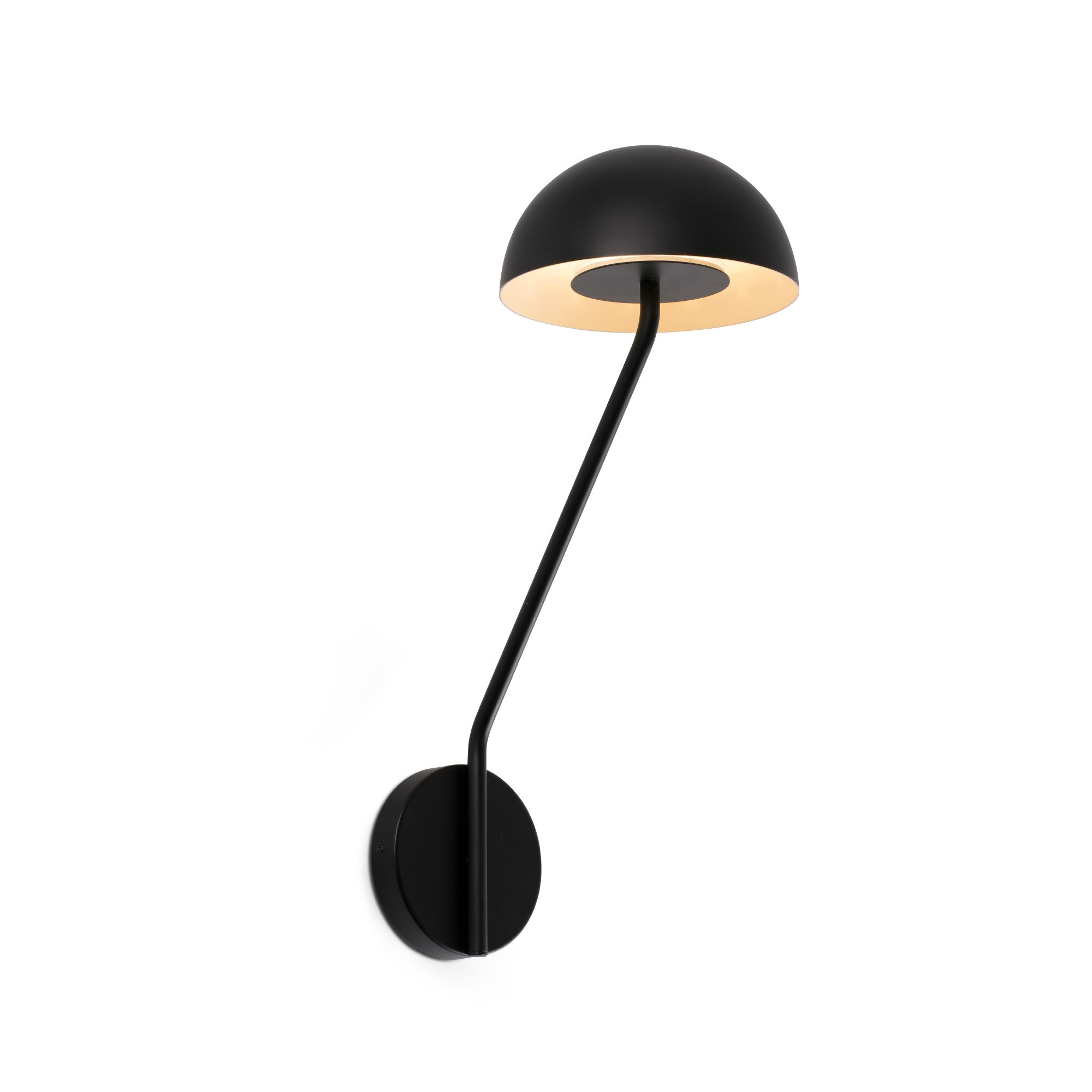 Lampada da parete nera con paralume a forma di cupola.