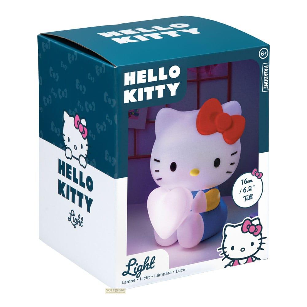 Pudełko lampki Hello Kitty, przedstawiające przezroczystą figurkę Hello Kitty trzymającą serce.