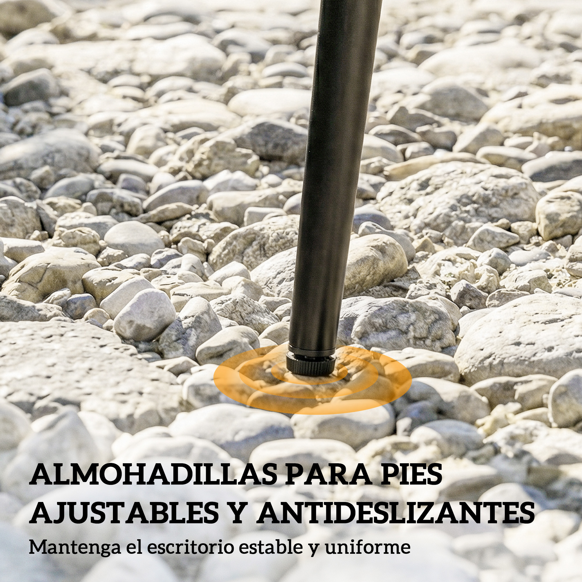 Almohadilla negra para pie de mueble sobre suelo rocoso. Texto: ALMOHADILLAS PARA PIES AJUSTABLES Y ANTIDESLIZANTES