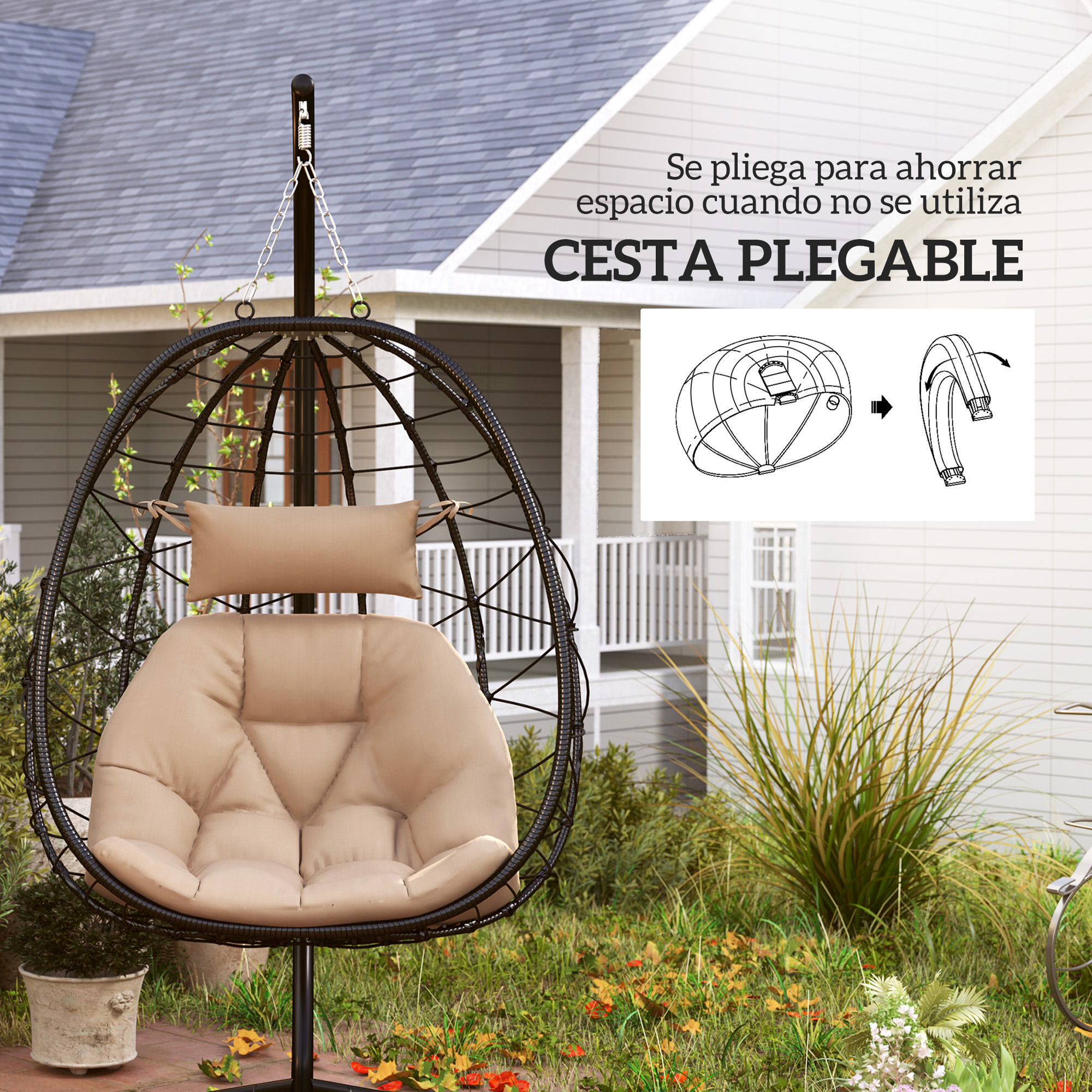 Una silla colgante negra con cojines beige está al aire libre frente a una casa.