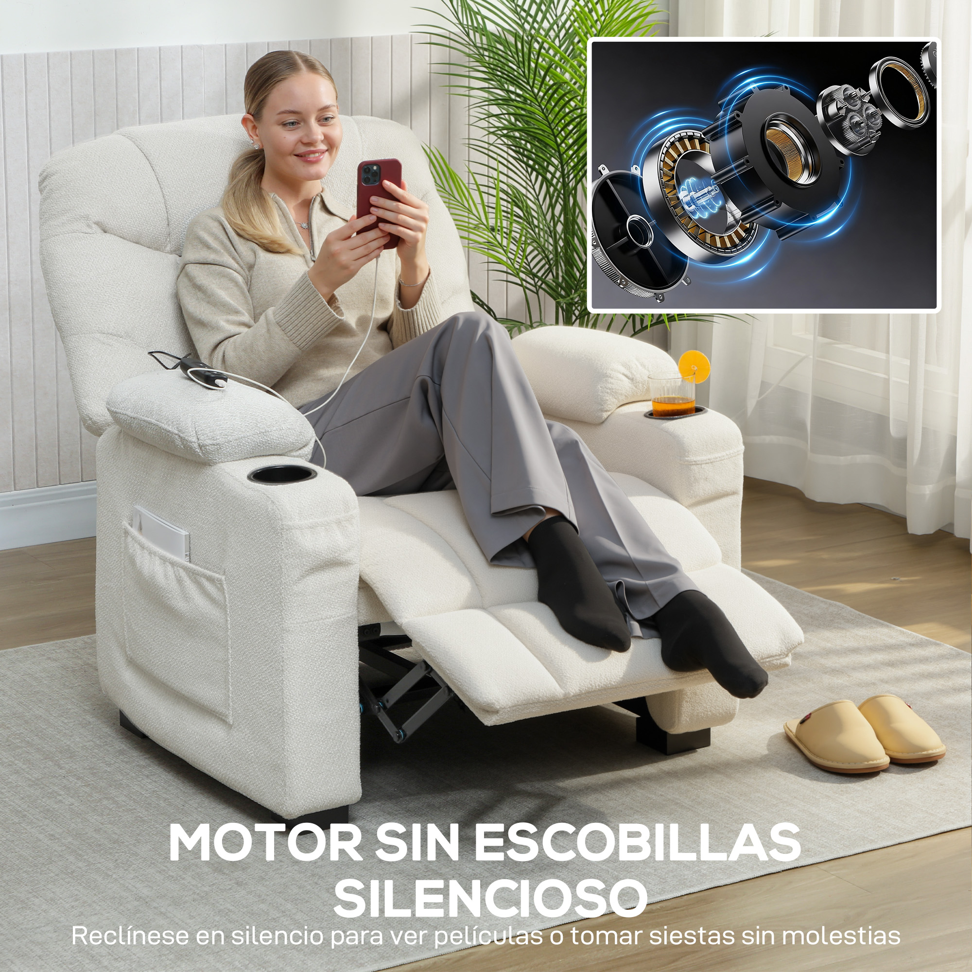 Mujer en sillón beige mira su teléfono. Se muestra un motor en primer plano.