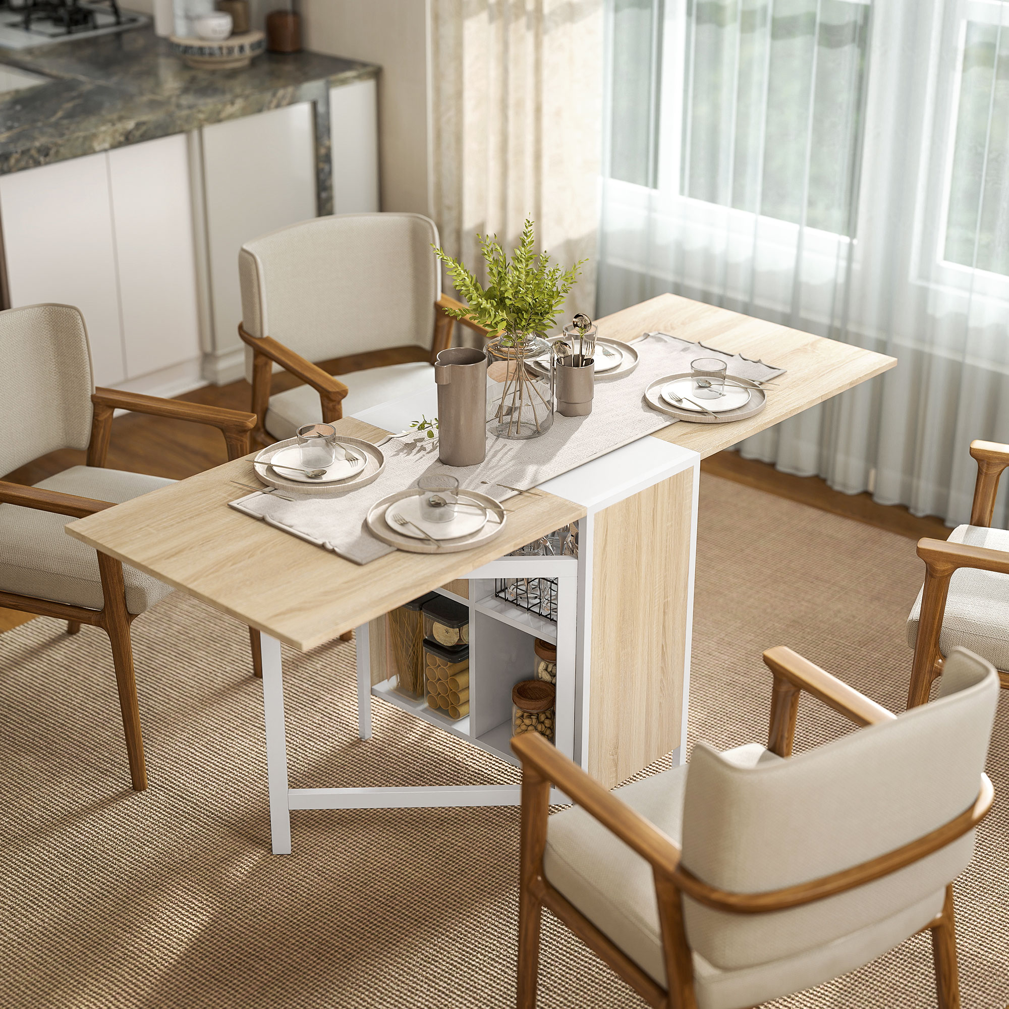 Una mesa de comedor de madera puesta para una comida, con cuatro sillas en una habitación luminosa.