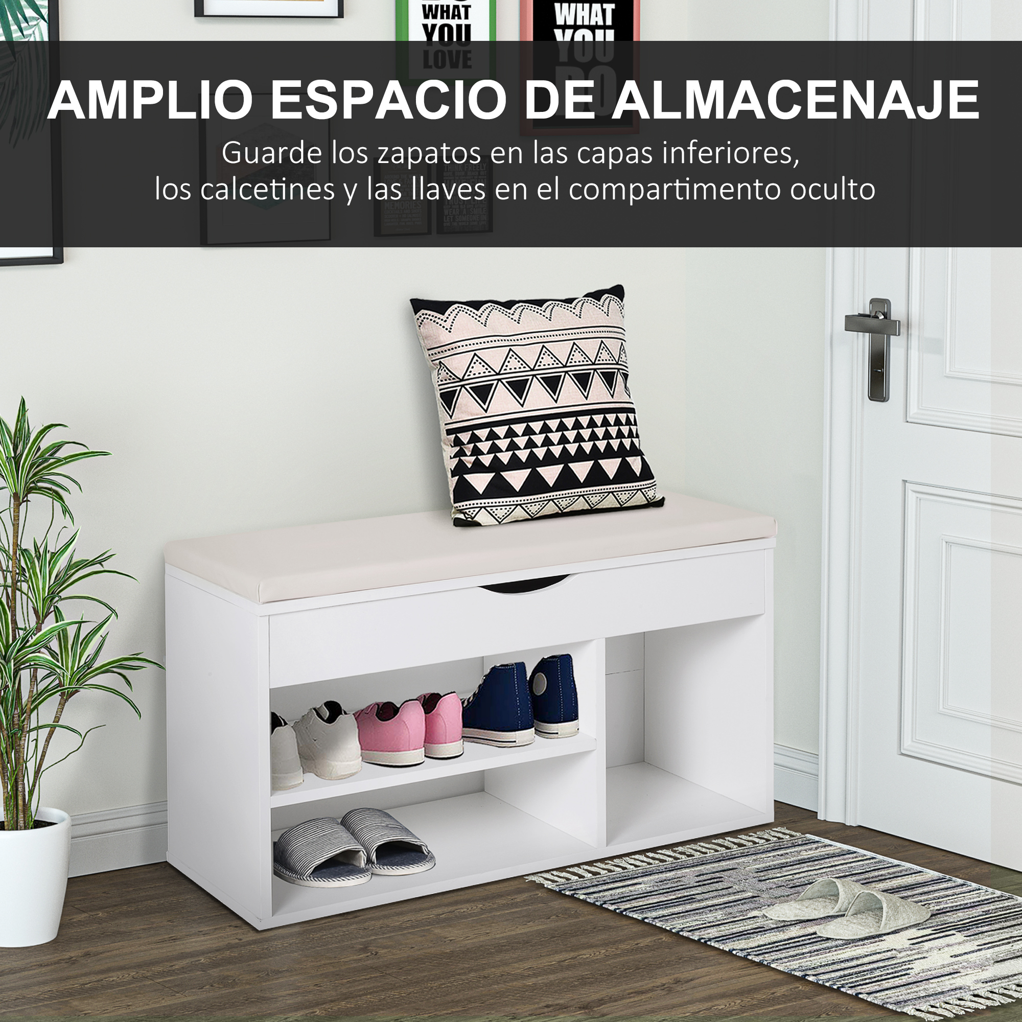 Un zapatero blanco con asiento acolchado, cojín, plantas y zapatos.