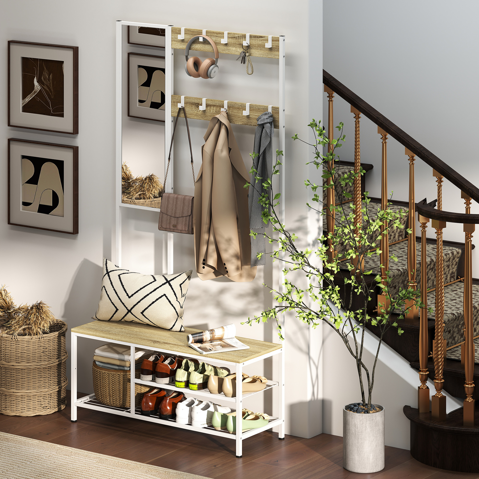 Árbol de pasillo con banco, zapatos, bolsos, abrigos y cuadros.