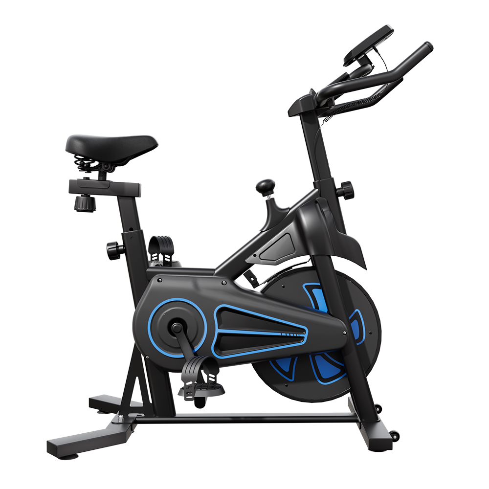 Una cyclette nera con accenti blu, sfondo bianco.