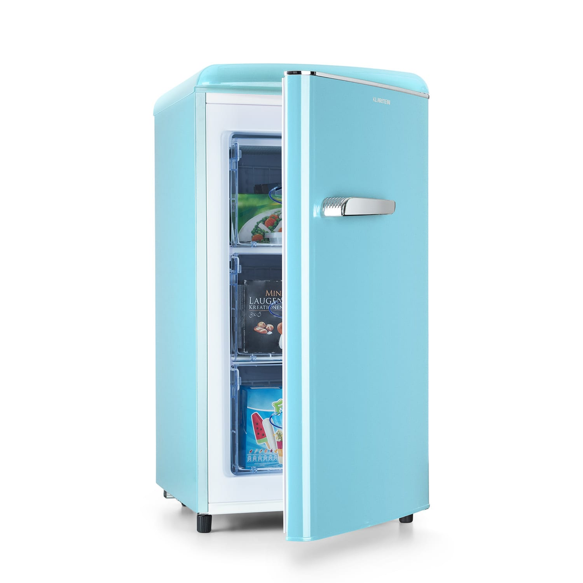 Un frigorifero azzurro stile retrò con la porta aperta, mostra mensole con alimenti.