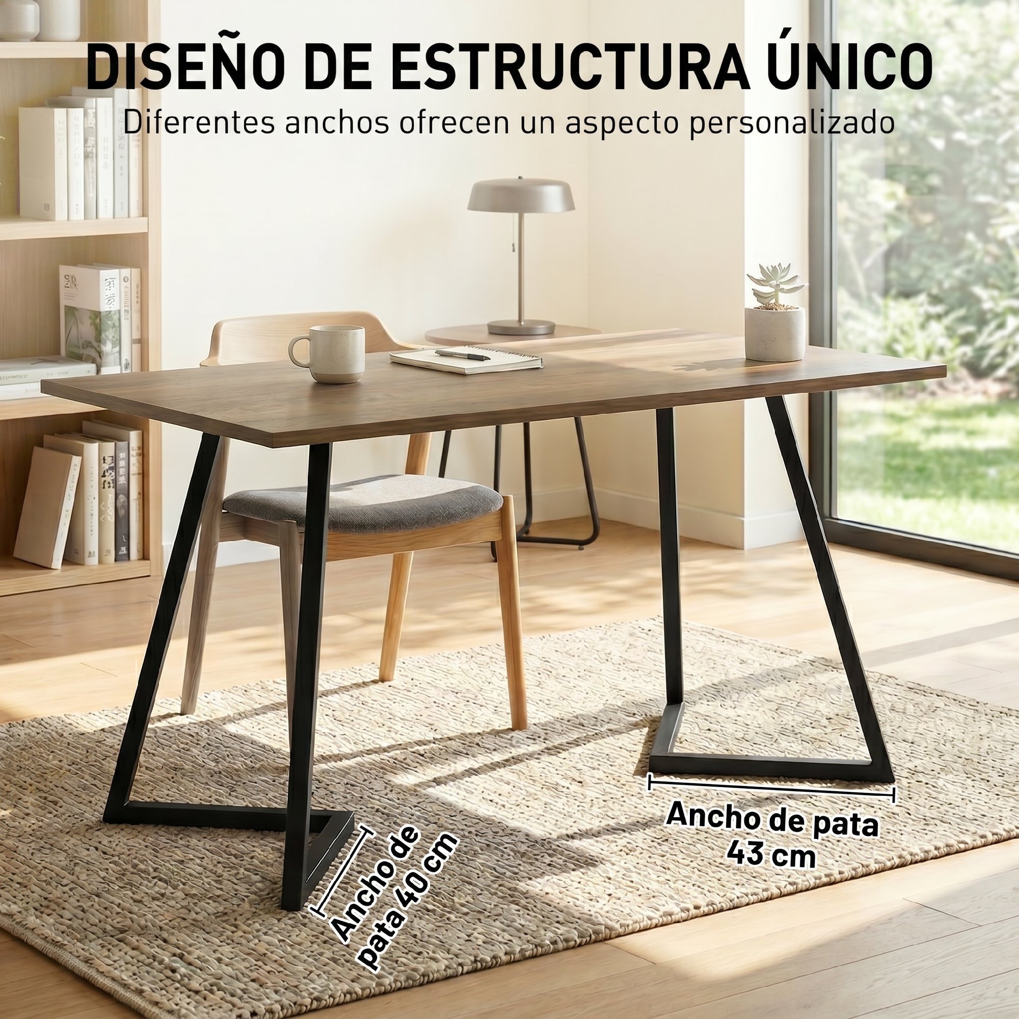 Una mesa de madera con patas de metal negro está sobre una alfombra. Una silla junto a la mesa.