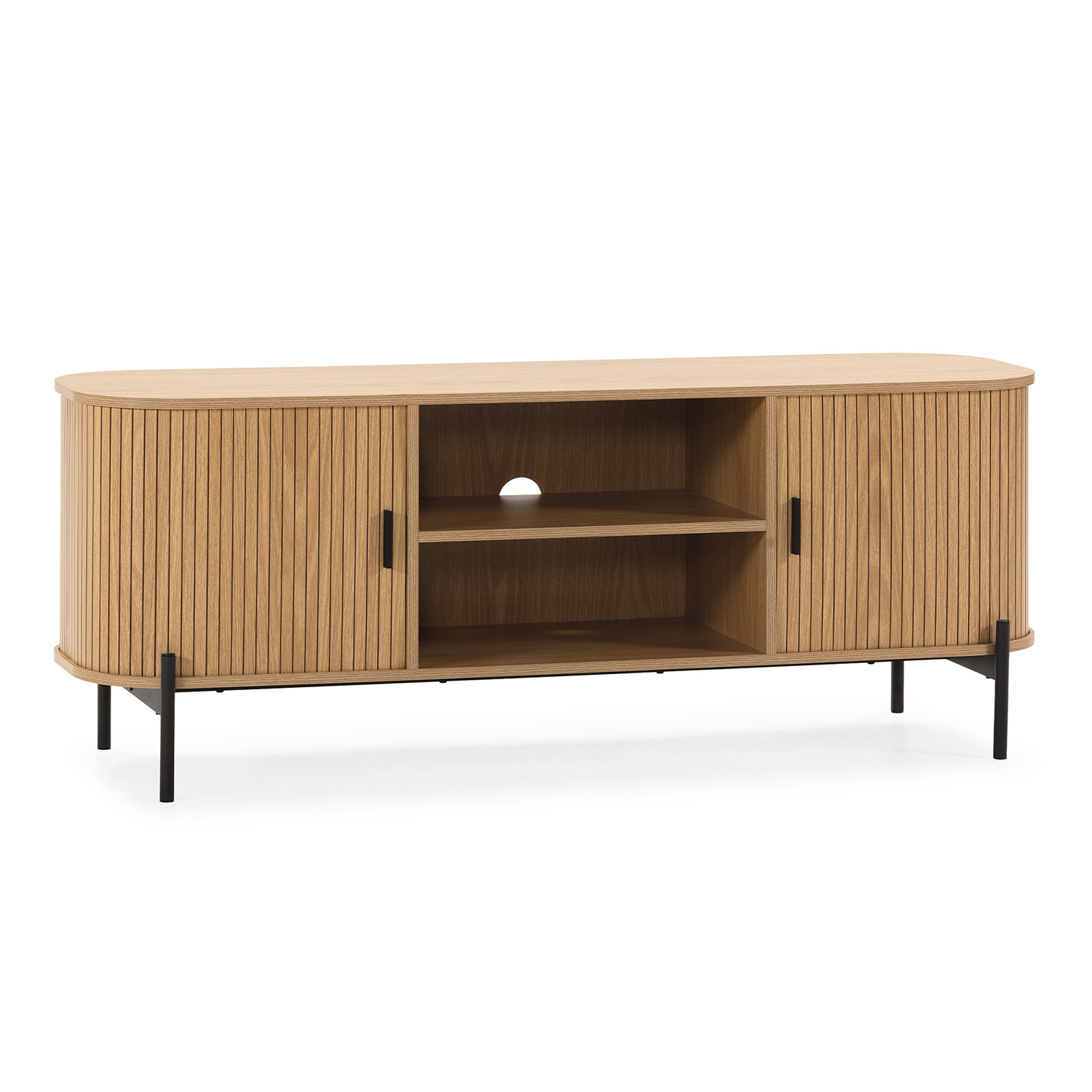Un mueble de TV de madera con puertas acanaladas y patas negras.