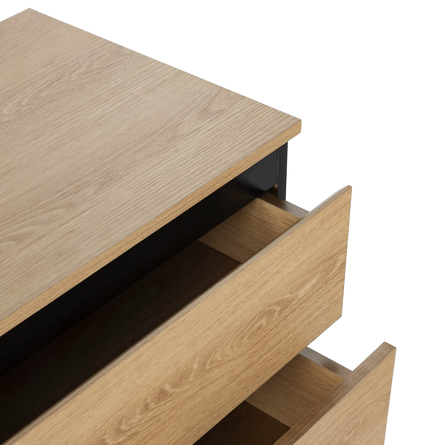 Primer plano de un armario de madera abierto con dos cajones. Fondo blanco.