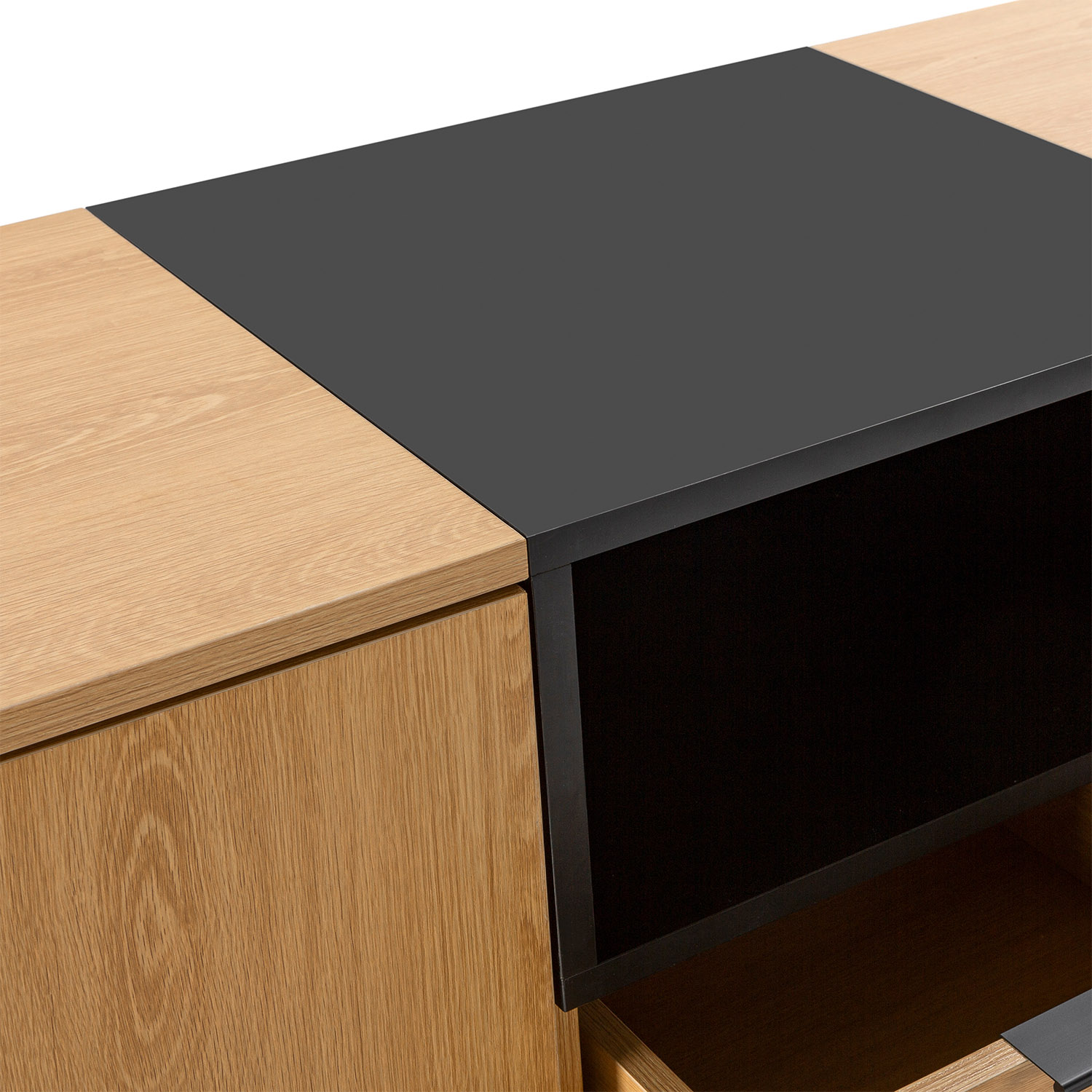 Gabinete de madera con superficie superior negra y compartimento abierto.