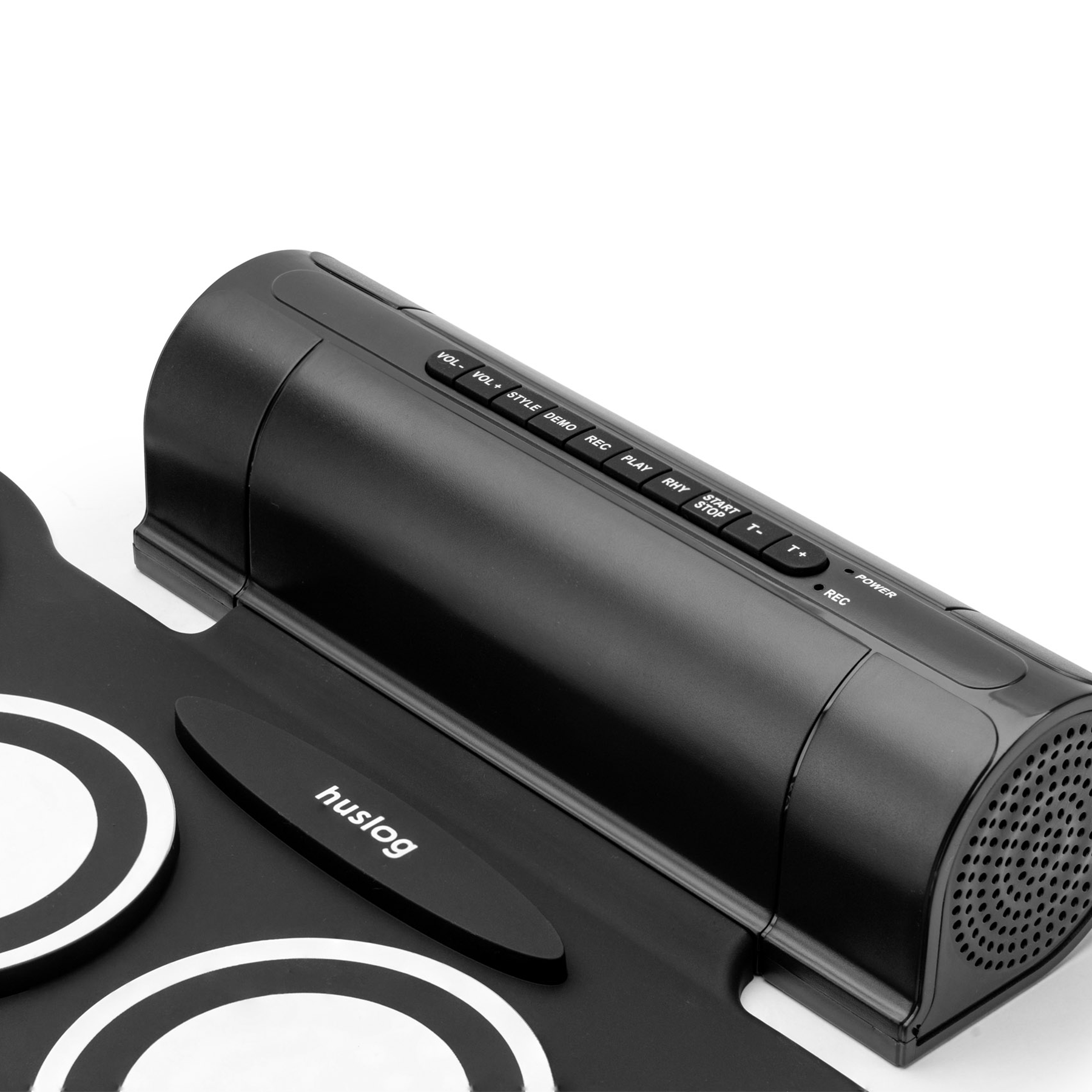 Czarny bęben elektroniczny z przyciskami sterującymi i głośnikiem na białym tle.