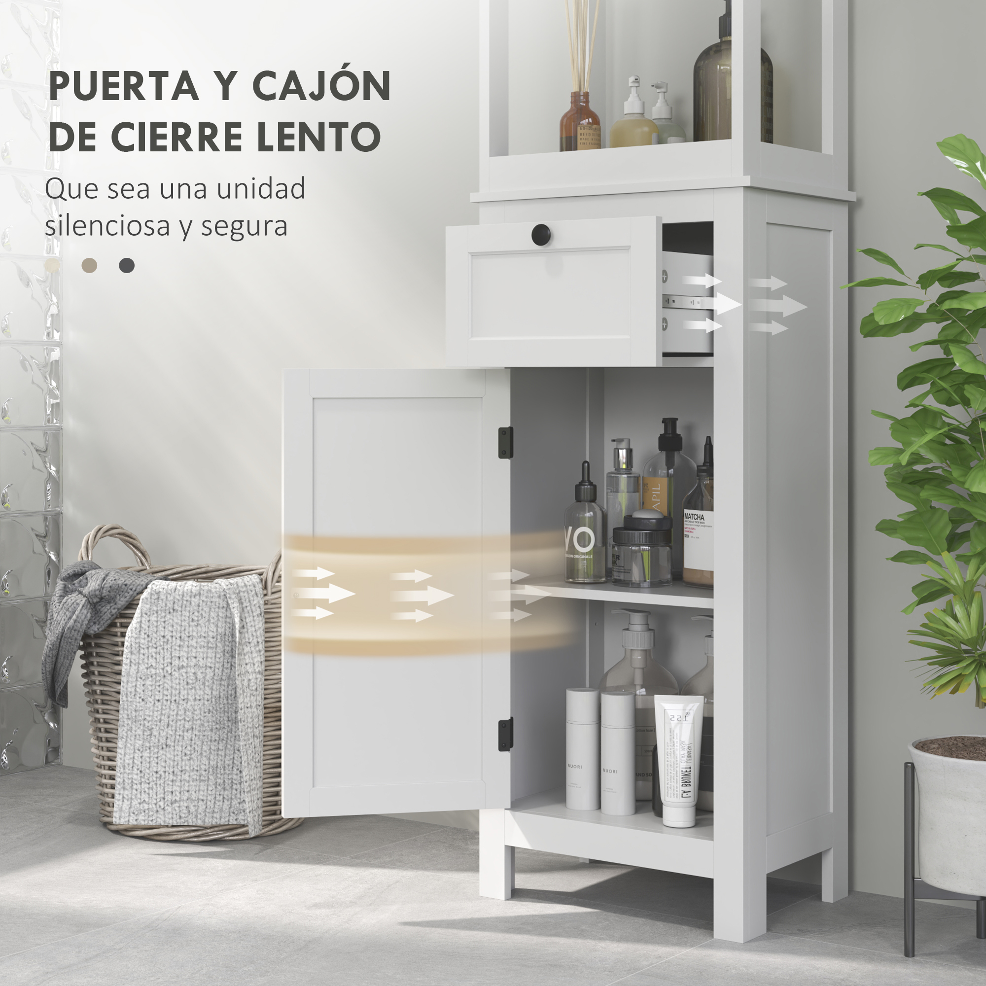 Gabinete de baño blanco con puerta abierta, cajón y estantes llenos.