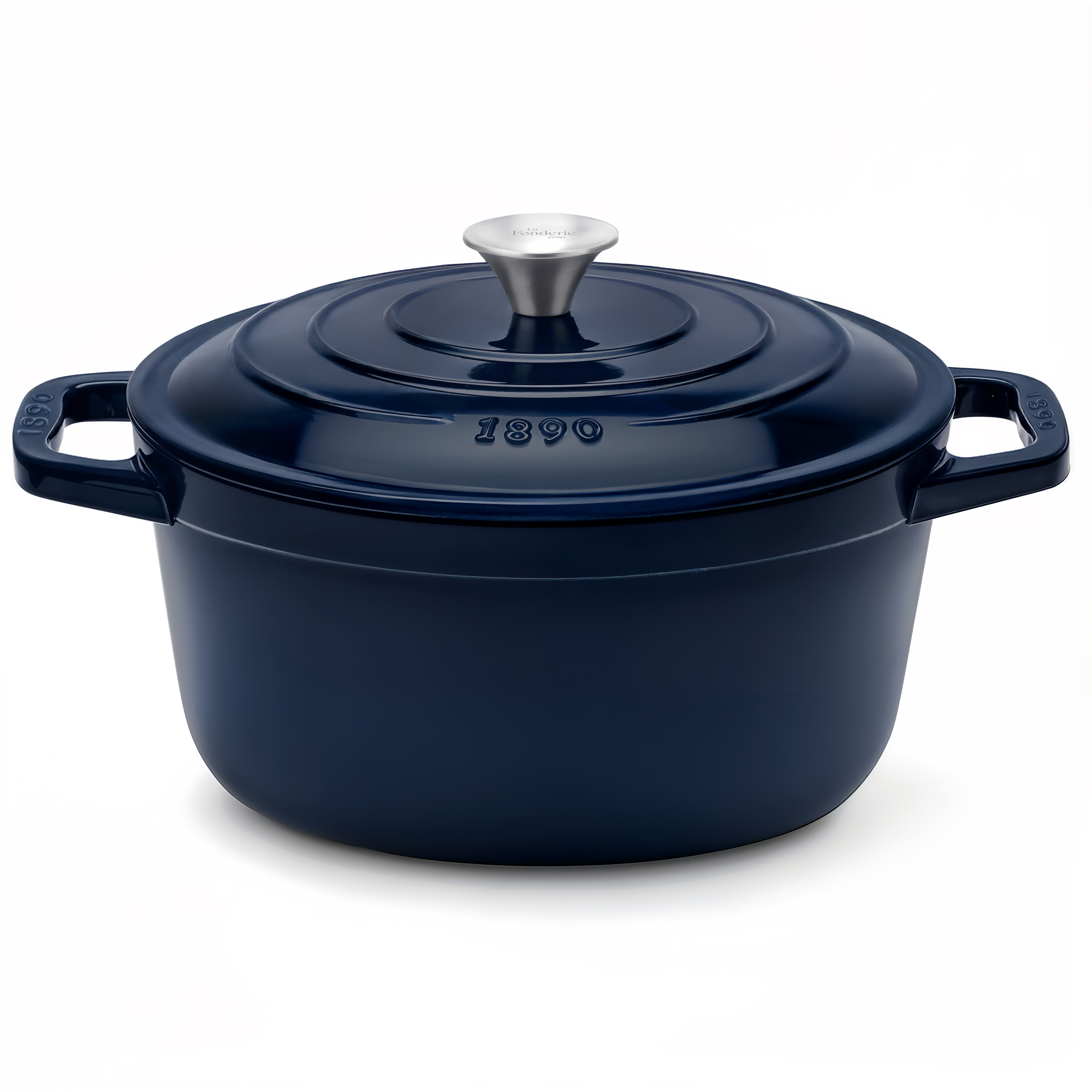 Pentola blu scuro in ghisa smaltata con pomello e coperchio argentati.