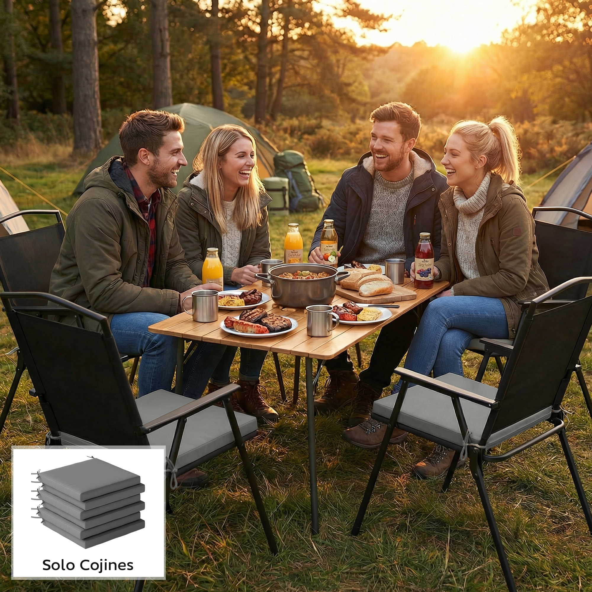Cuatro amigos acampando y comiendo al aire libre al atardecer. Se ven una tienda y una mochila.